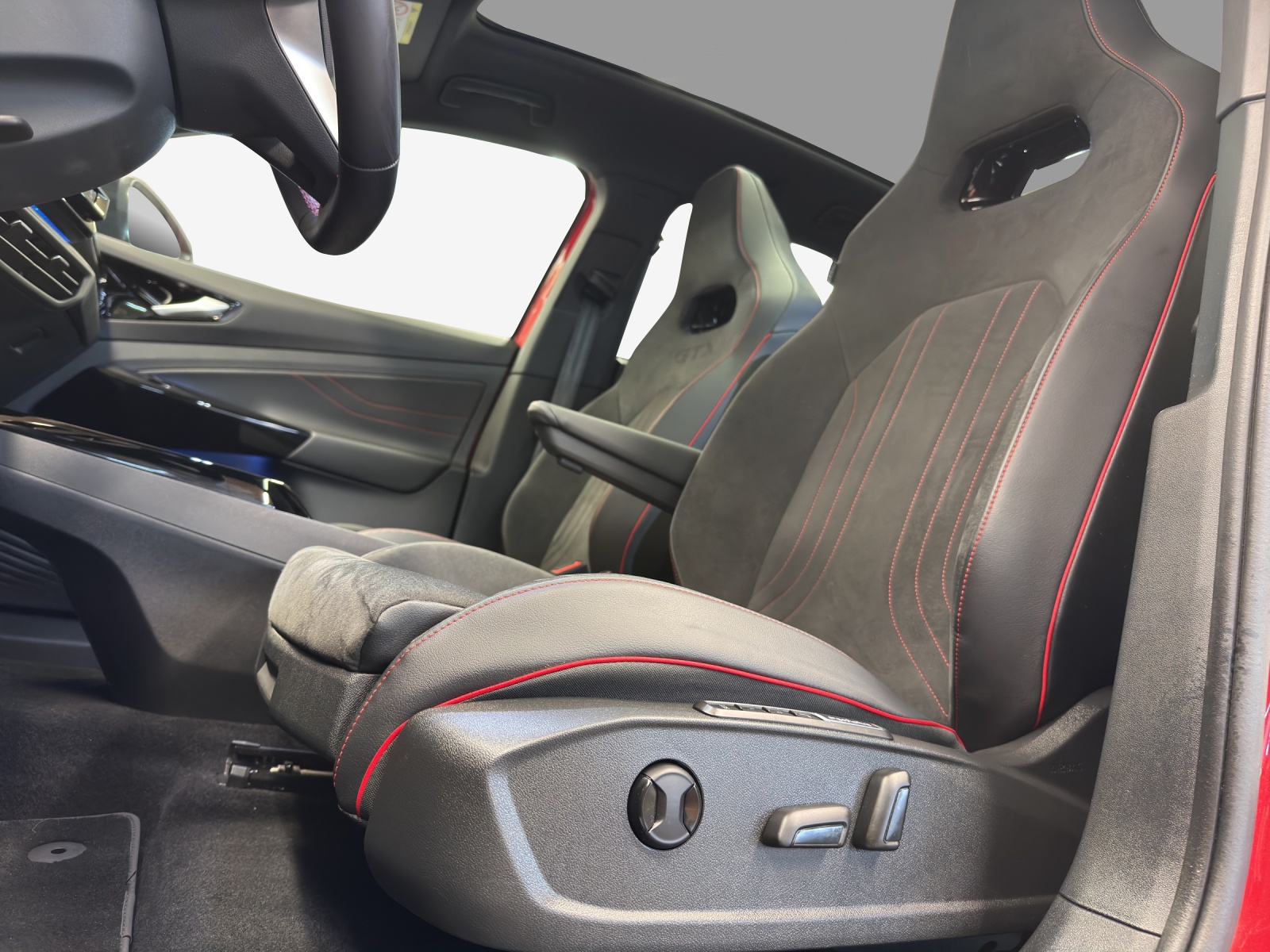 VW ID.4 GTX 77 kWh 4Motion-image-14