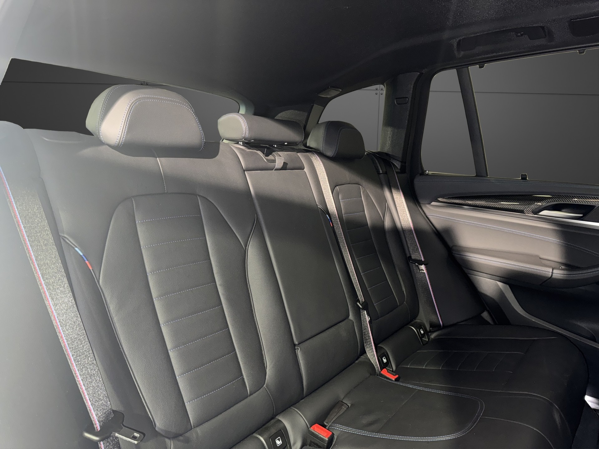 BMW X3 M40i-image-16