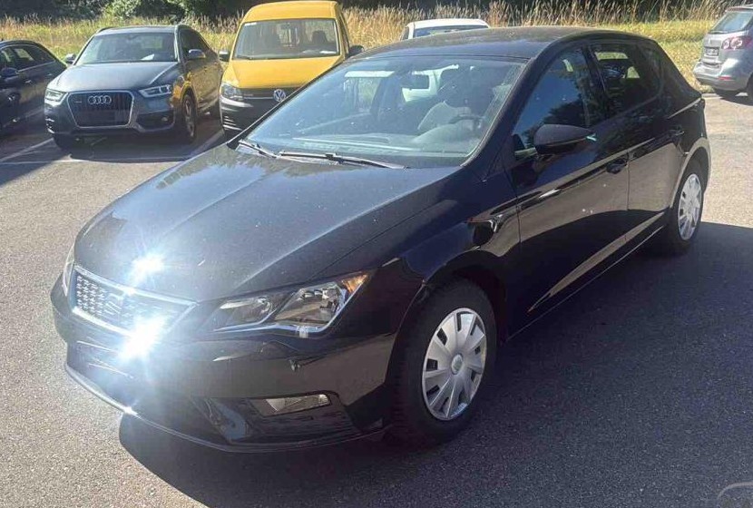 SEAT Leon 1.2 TSI Reference DSG-image-0