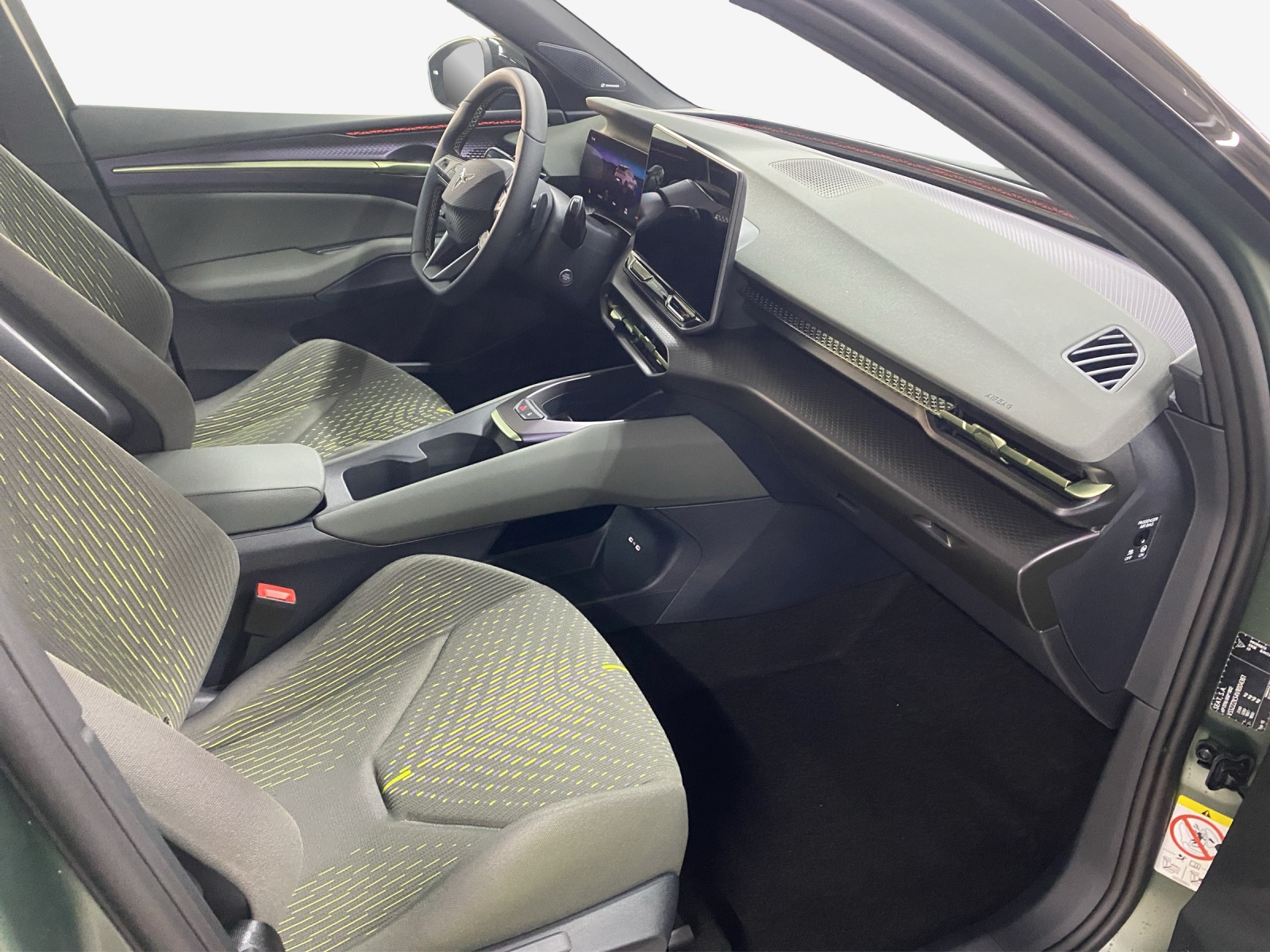 CUPRA Raval 52 kWh VZ Extreme Launch Edition-image-13