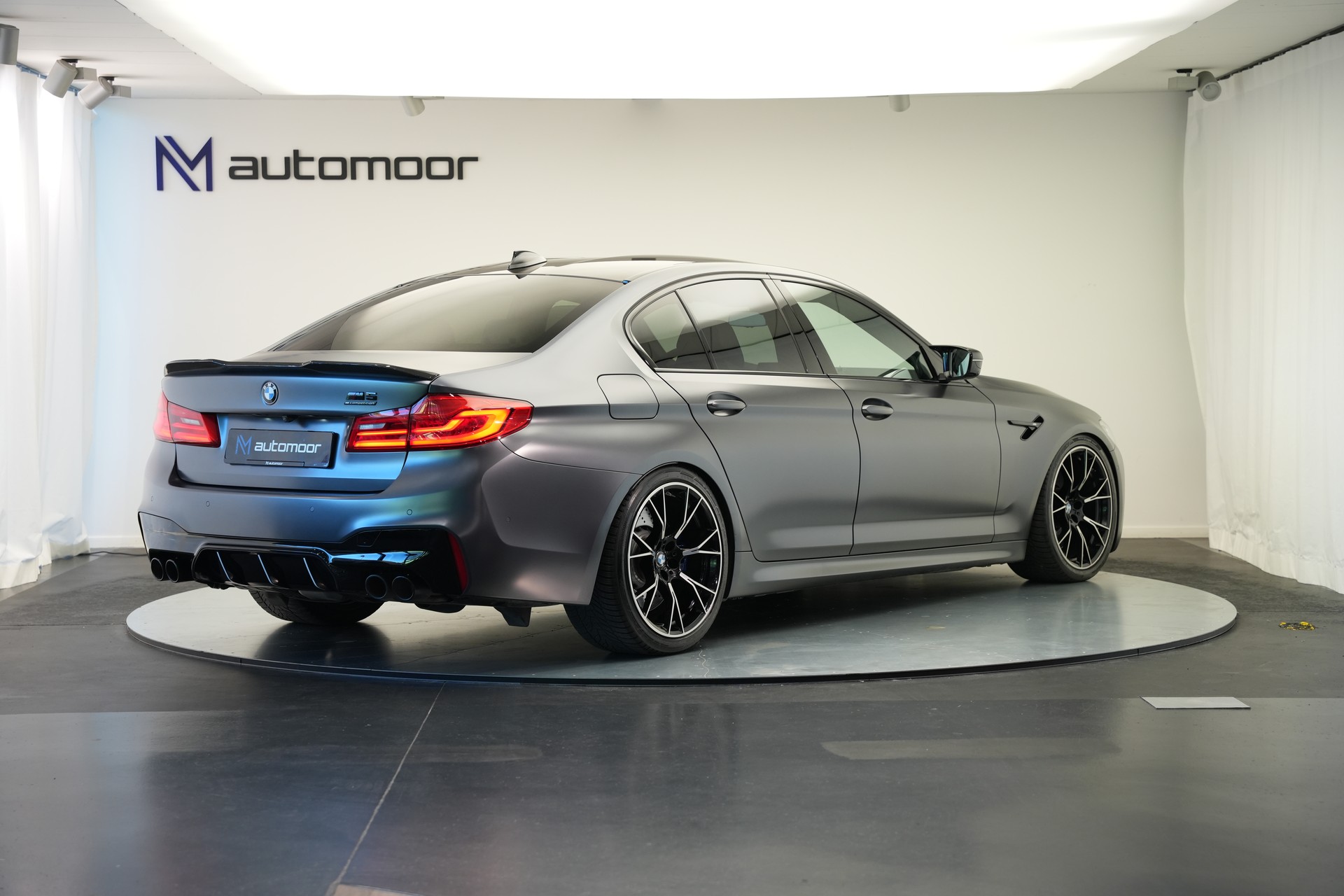 BMW M5 xDrive Competition Drivelogic *CH-Fahrzeug* *Frozen Grey*-image-4