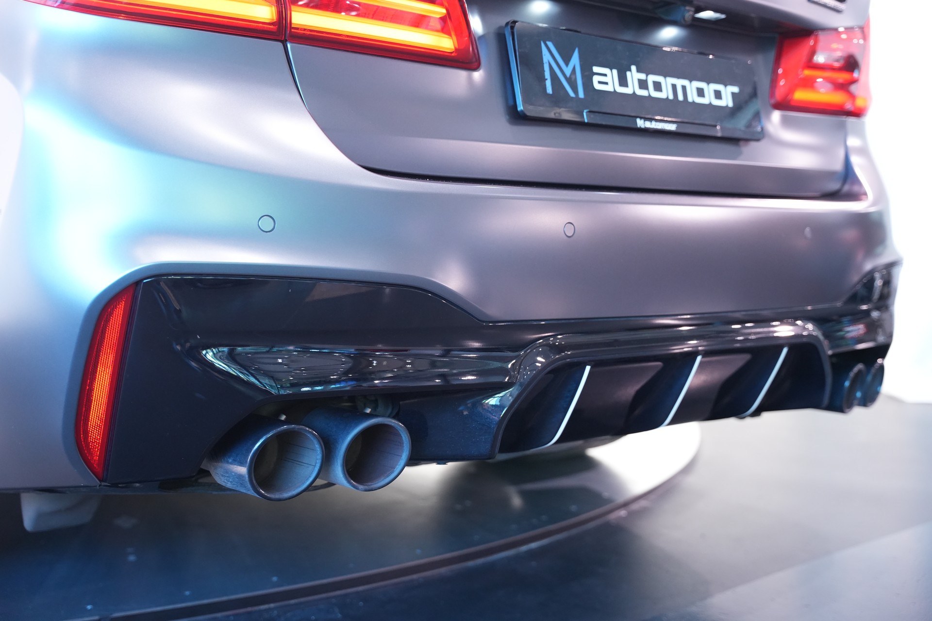 BMW M5 xDrive Competition Drivelogic *CH-Fahrzeug* *Frozen Grey*-image-41