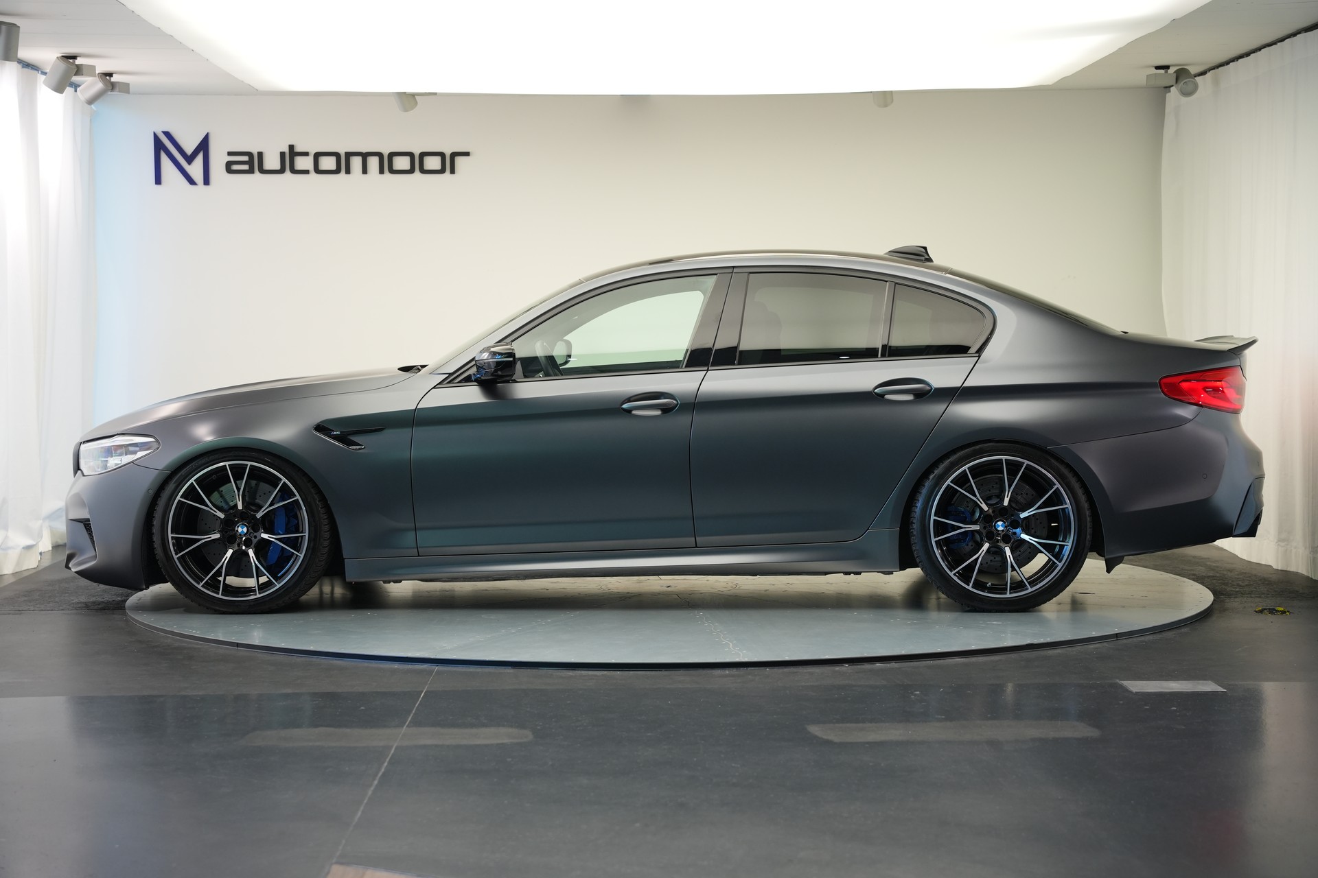 BMW M5 xDrive Competition Drivelogic *CH-Fahrzeug* *Frozen Grey*-image-7