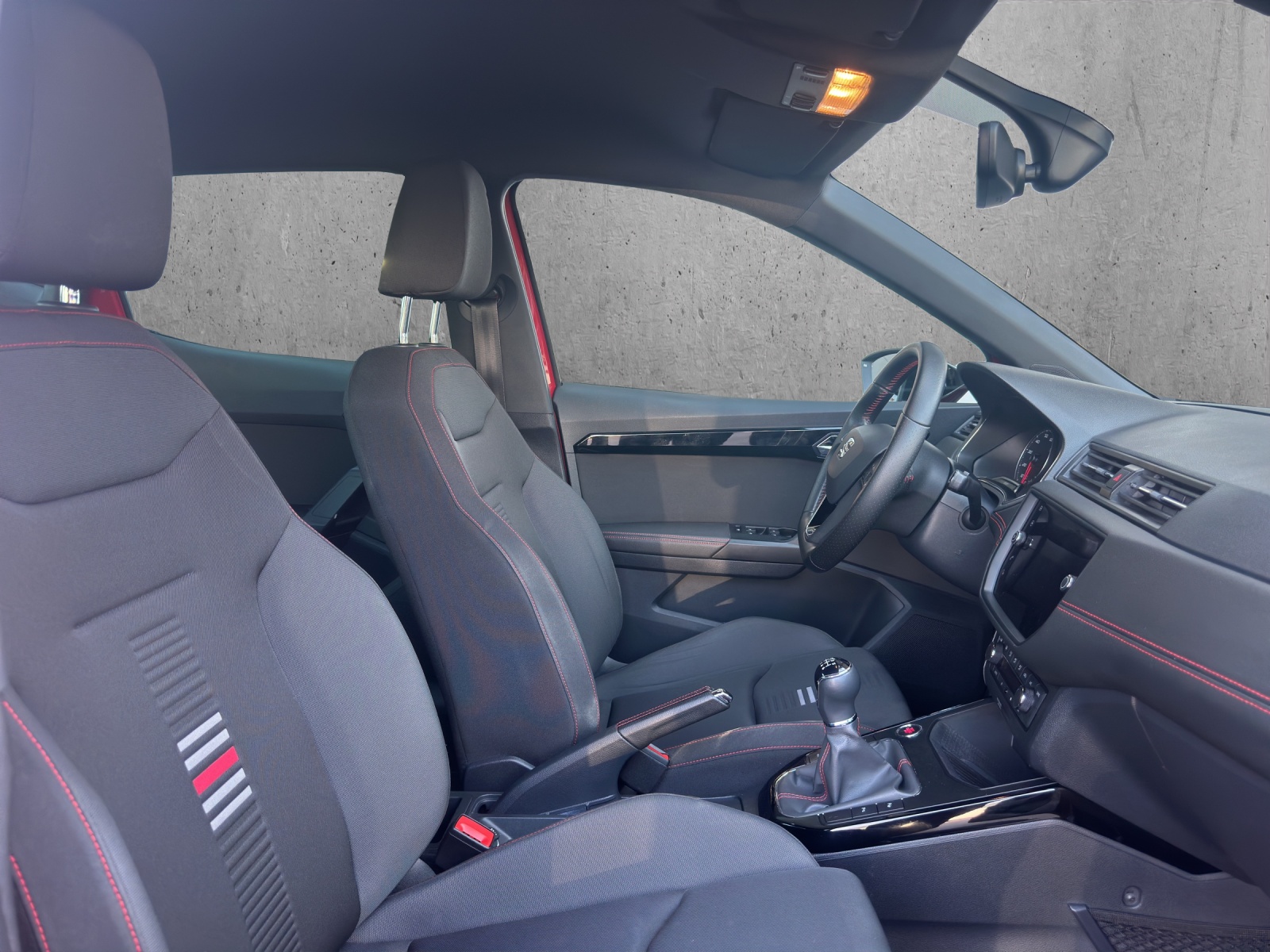 SEAT Arona 1.5 TSI Evo FR-image-10