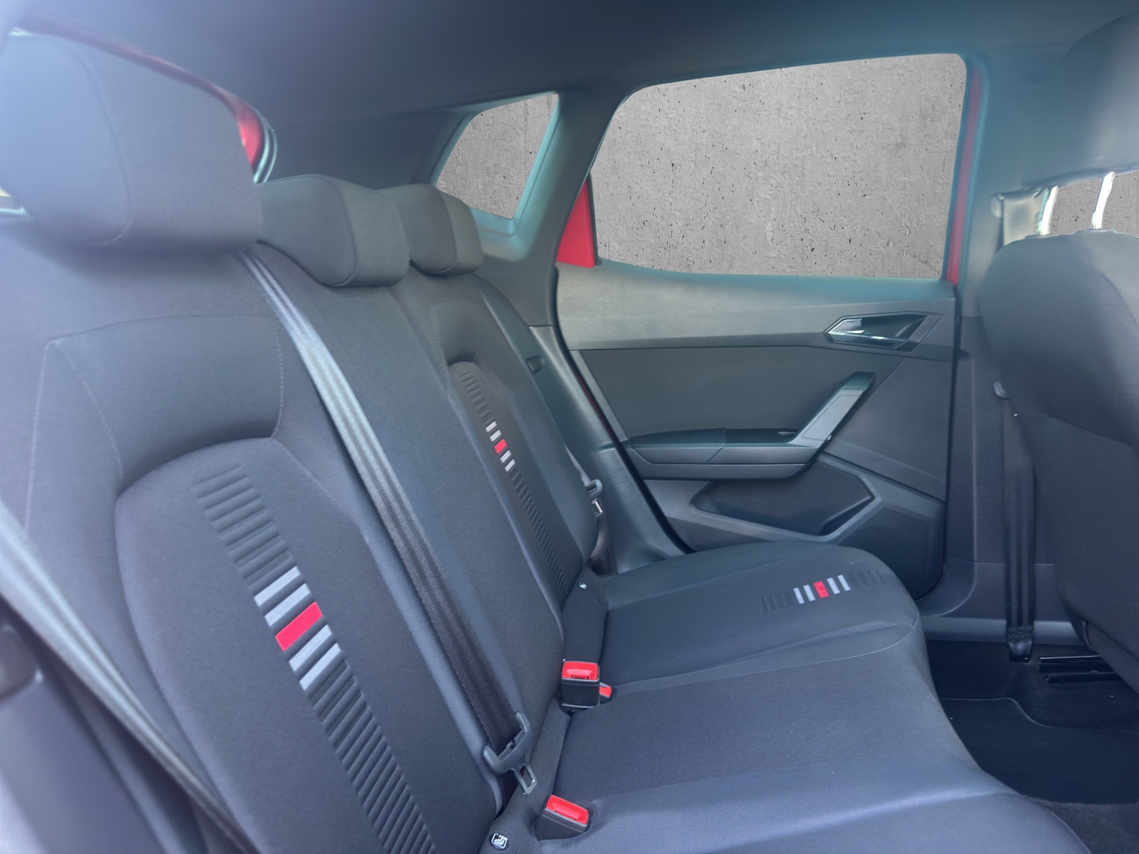 SEAT Arona 1.5 TSI Evo FR-image-11