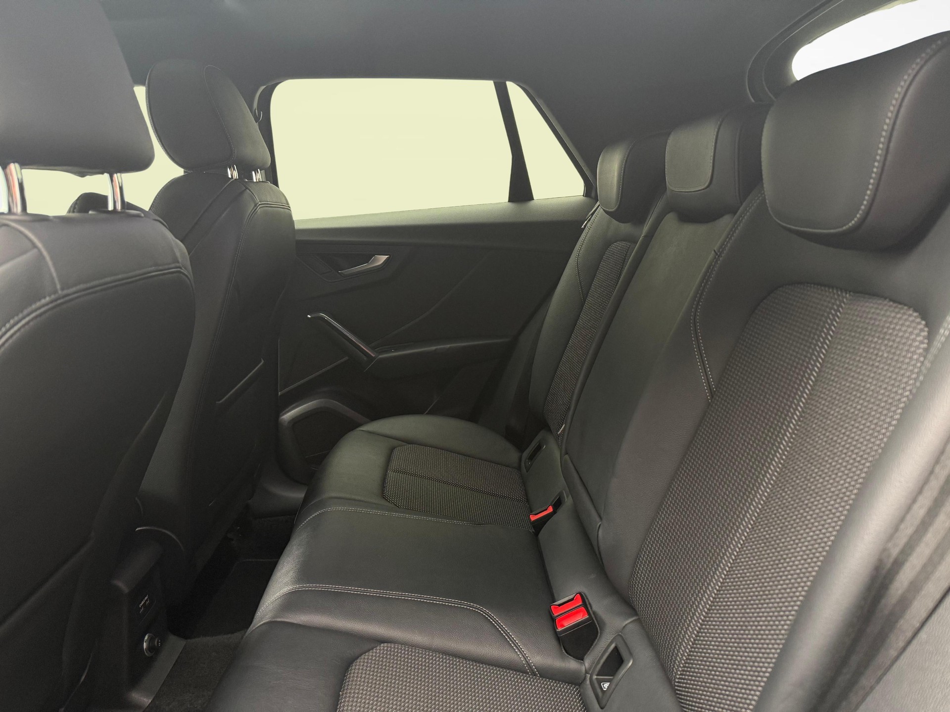 AUDI Q2 2.0 40 TFSI Sport quattro S-Tronic-image-10