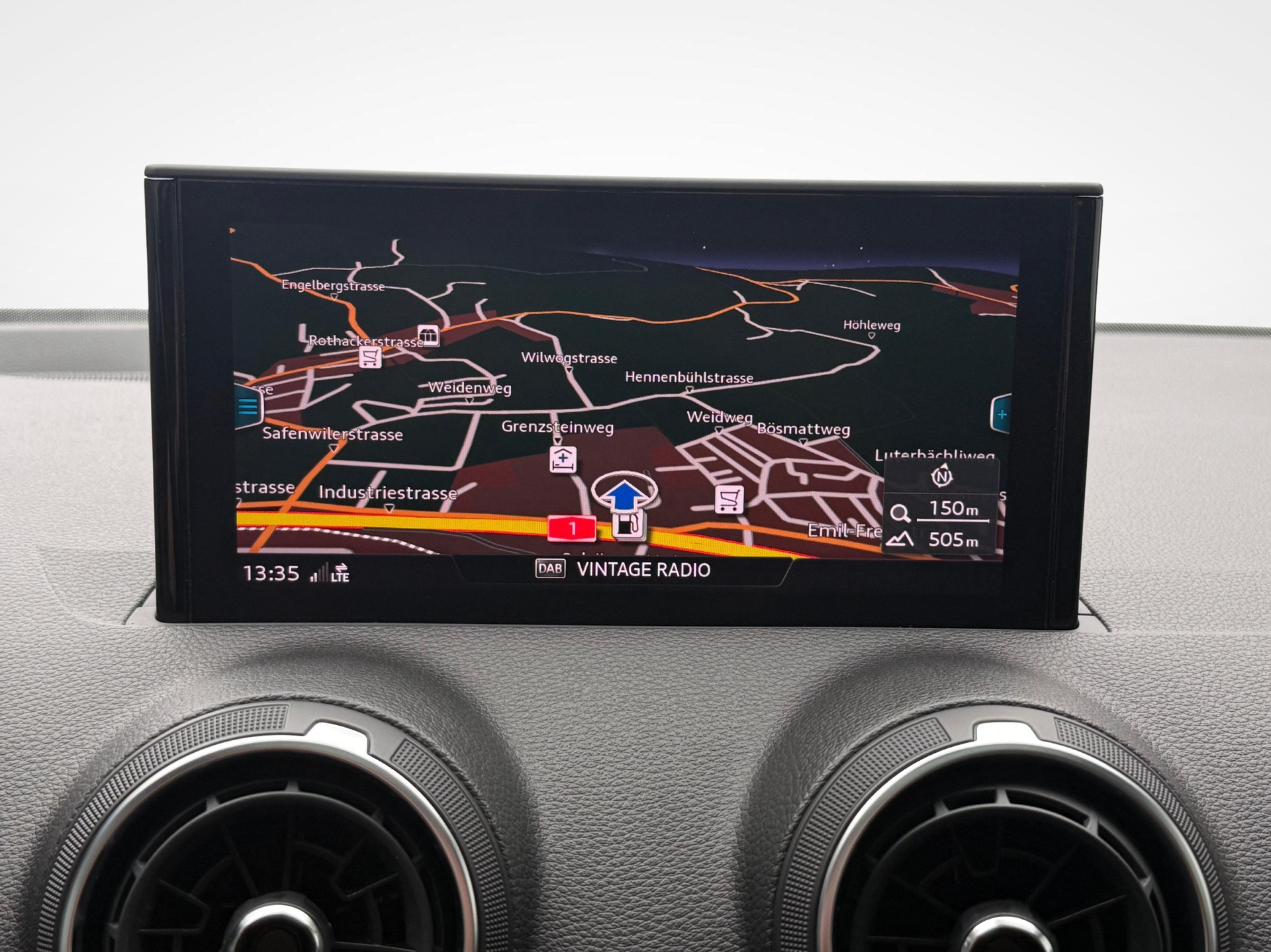 AUDI Q2 2.0 40 TFSI Sport quattro S-Tronic-image-13
