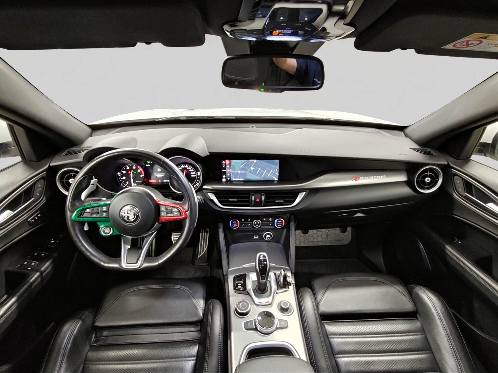 ALFA ROMEO Stelvio 2.0 Veloce Q4 Automatic-image-4