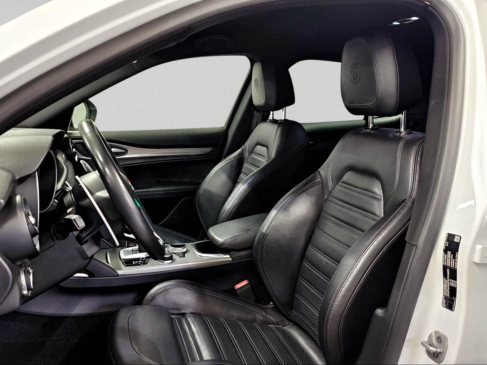 ALFA ROMEO Stelvio 2.0 Veloce Q4 Automatic-image-5