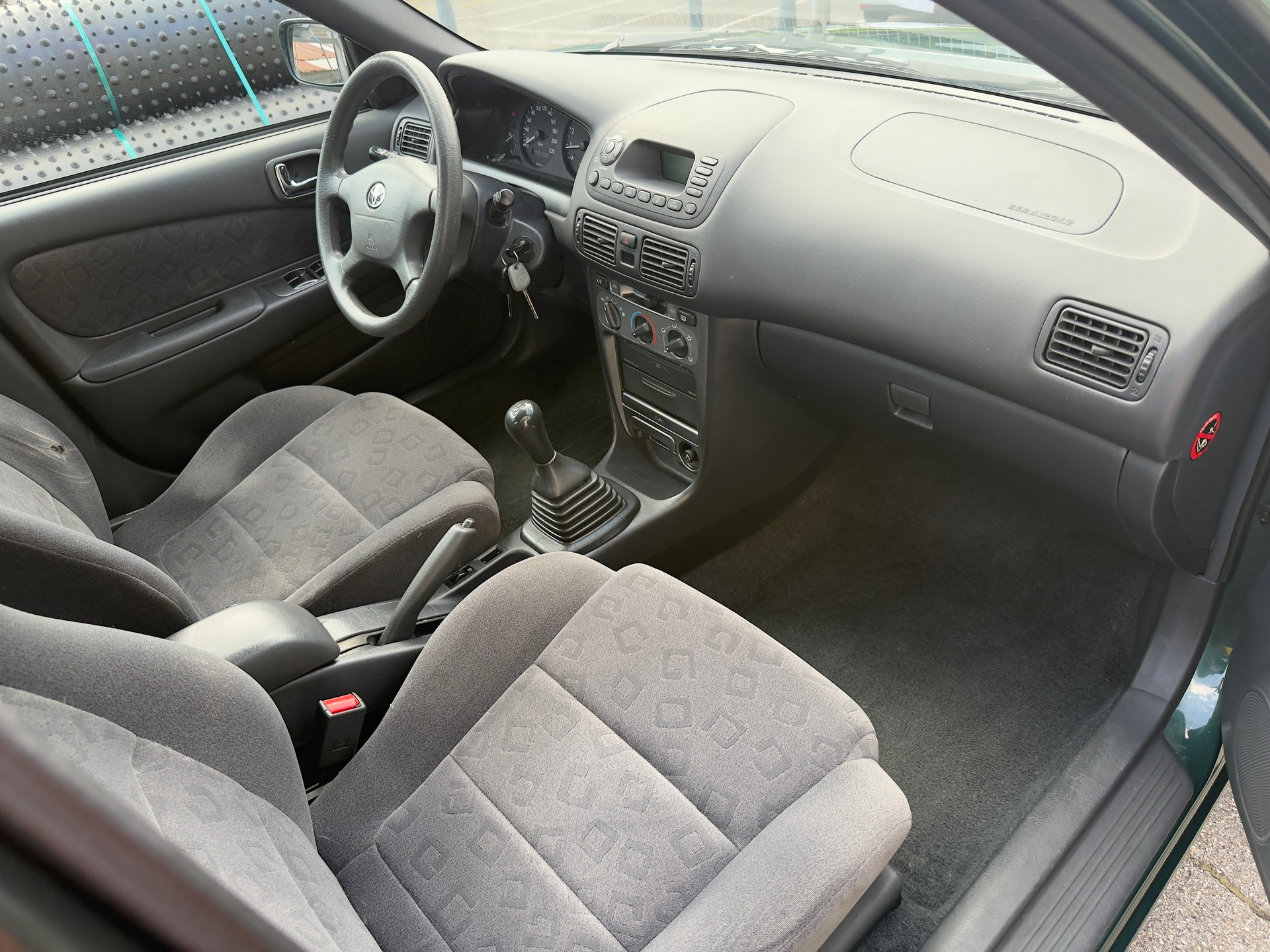 TOYOTA Corolla 1.6 Linea Sol plus-image-10
