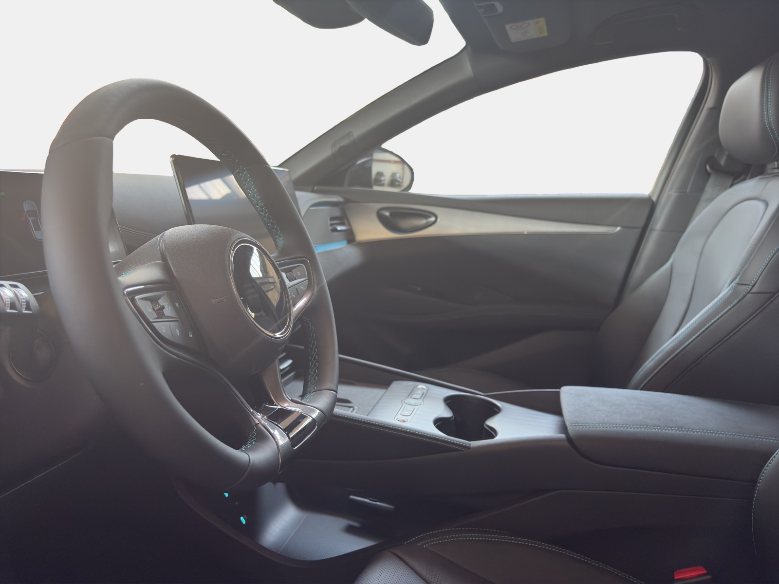 BYD Seal 6 DM-i Touring Comfort-image-9