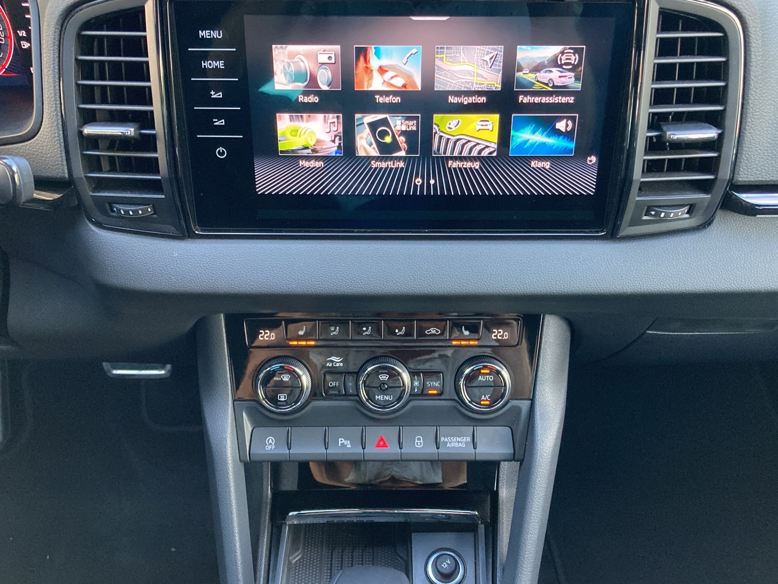 SKODA Karoq 2.0 TSI SportLine 4x4 DSG-image-10