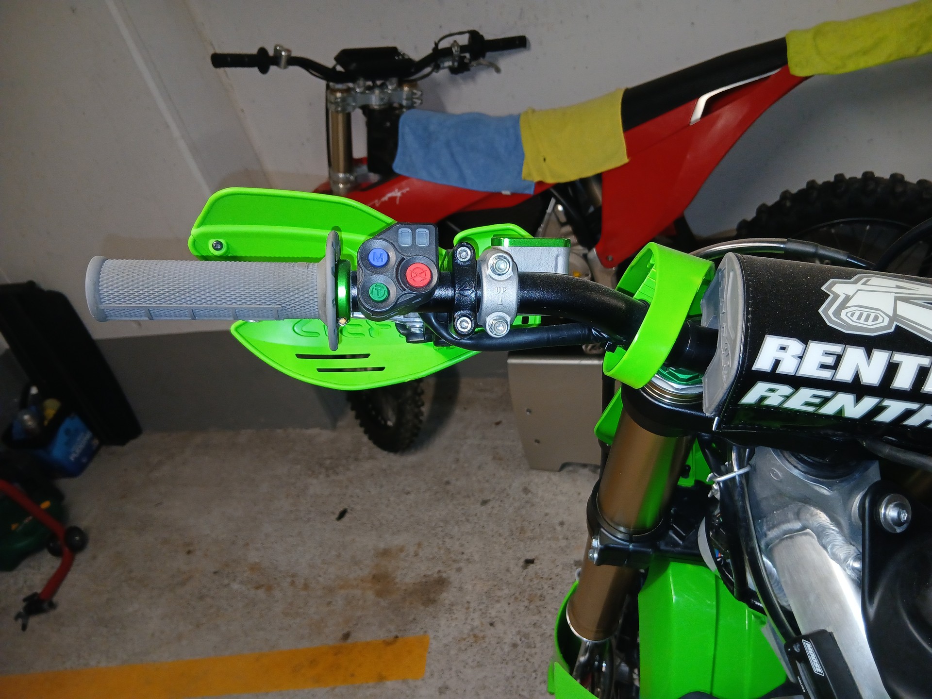 KAWASAKI KX-image-1
