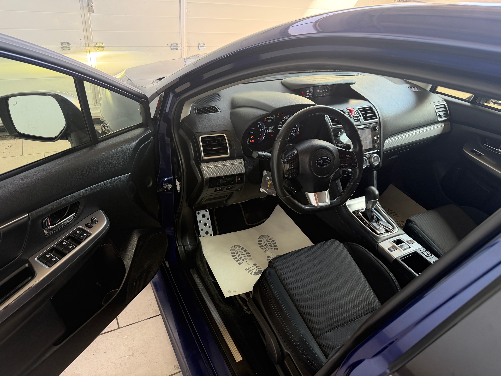 SUBARU Levorg 1.6DIT Luxury S AWD Lineartronic-image-10