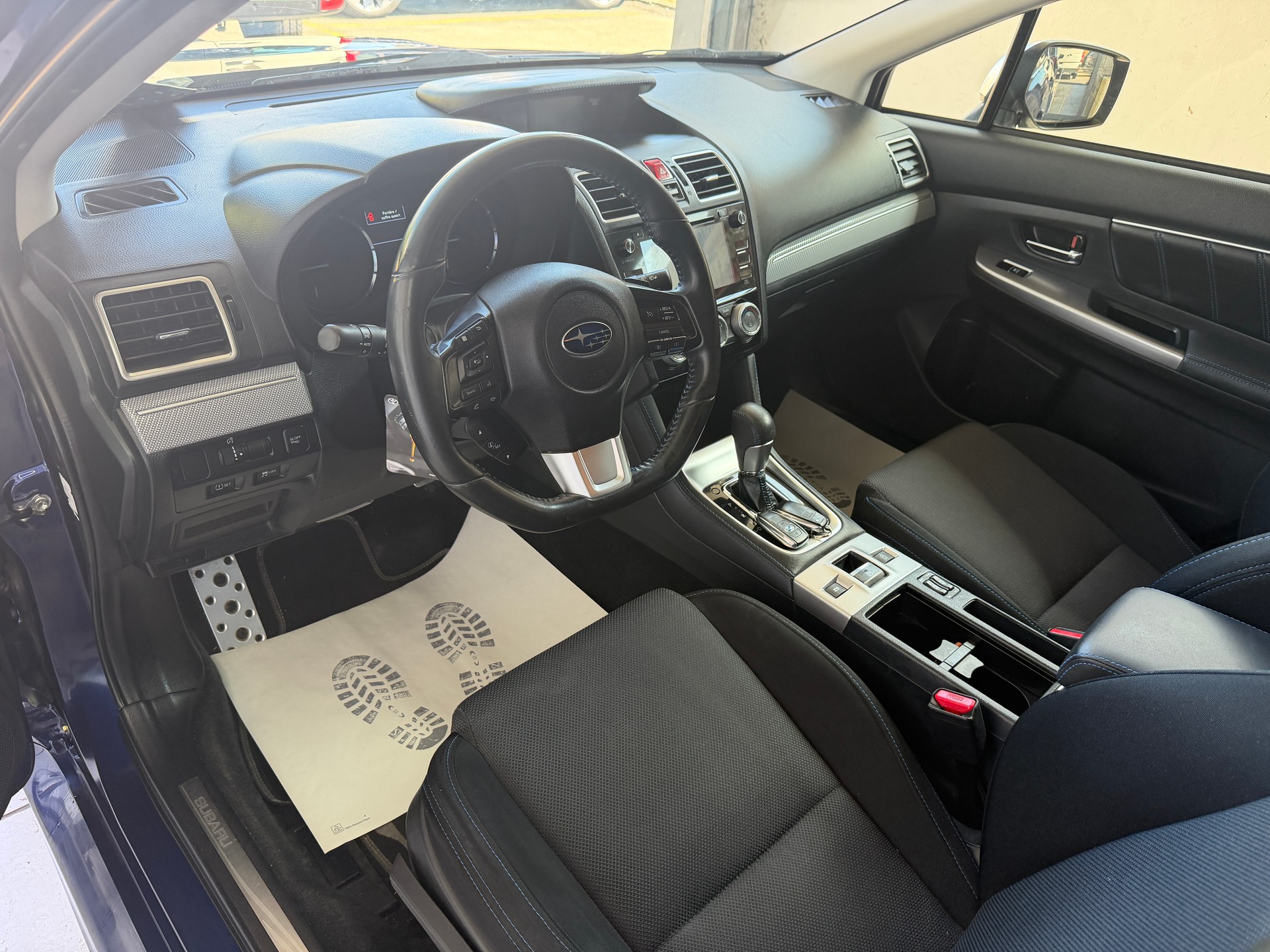SUBARU Levorg 1.6DIT Luxury S AWD Lineartronic-image-3