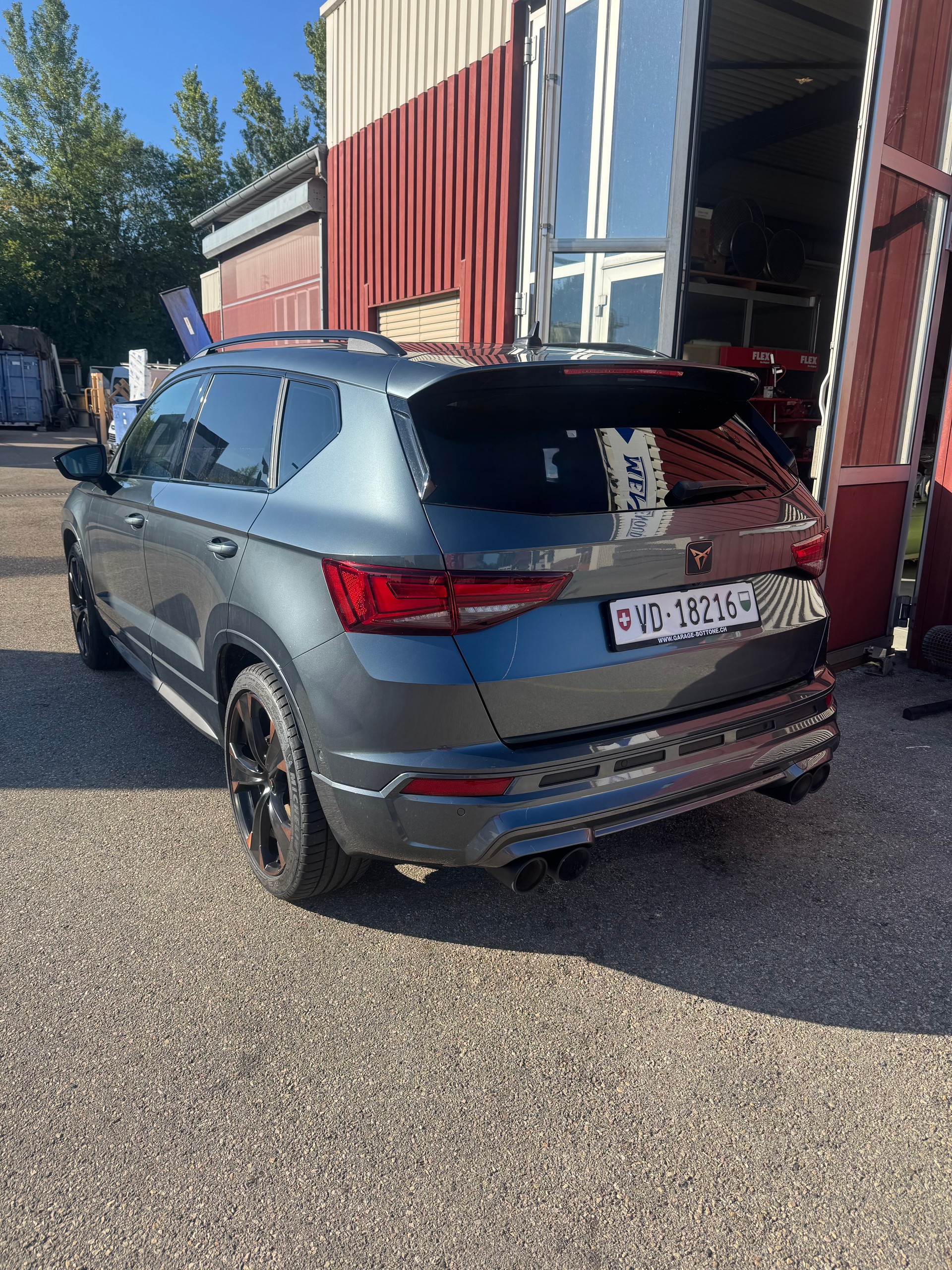CUPRA 2.0 TSI 4Drive DSG-image-2