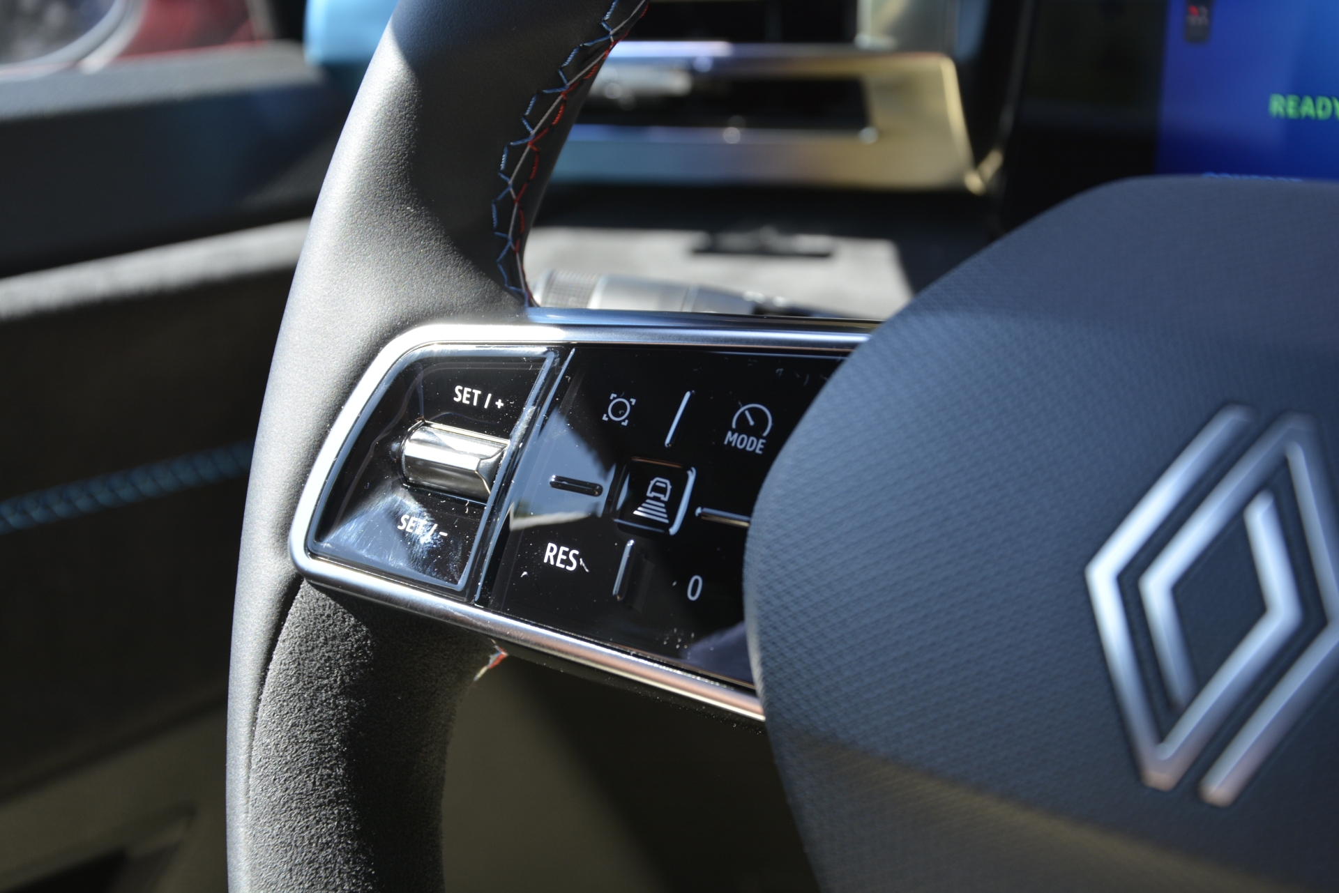 RENAULT CLIO esprit Alpine full hybrid E-Tech 160-image-11