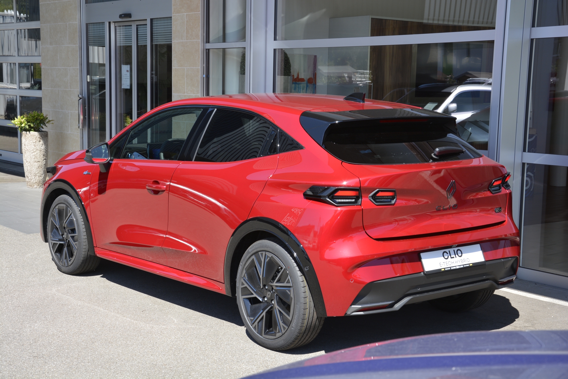 RENAULT CLIO esprit Alpine full hybrid E-Tech 160-image-3
