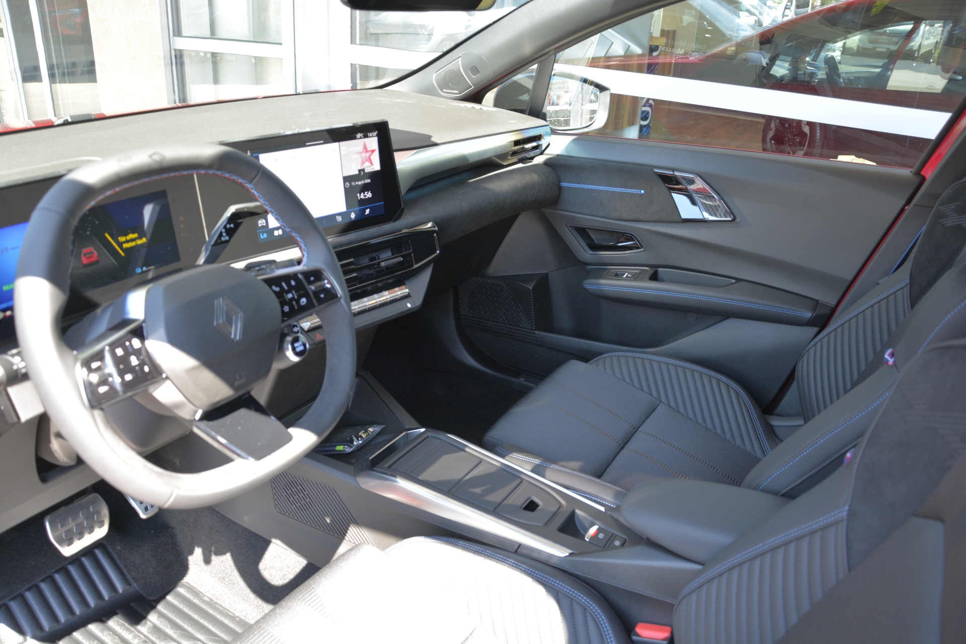 RENAULT CLIO esprit Alpine full hybrid E-Tech 160-image-4