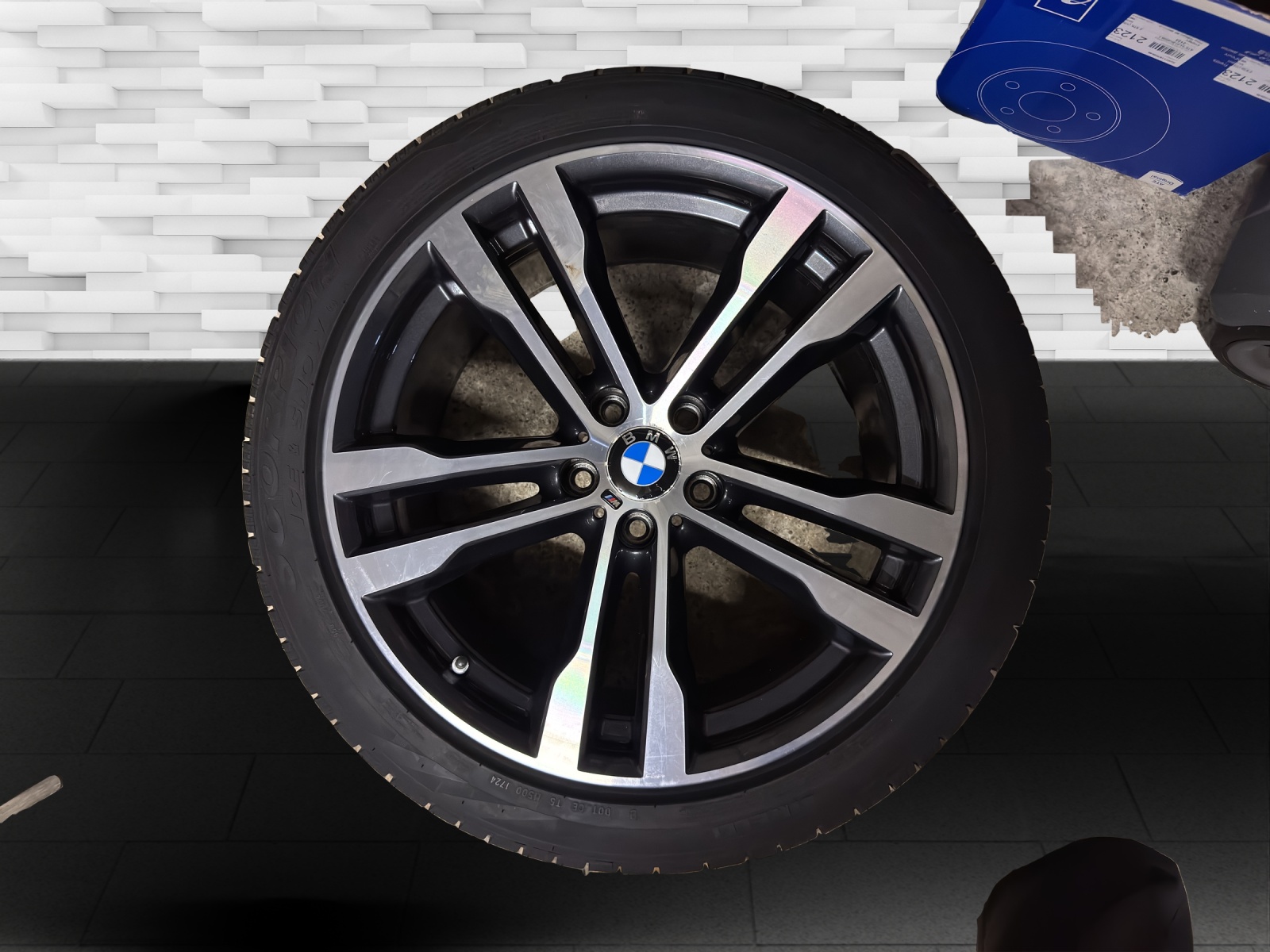BMW X5 xDrive M50d Steptronic-image-15