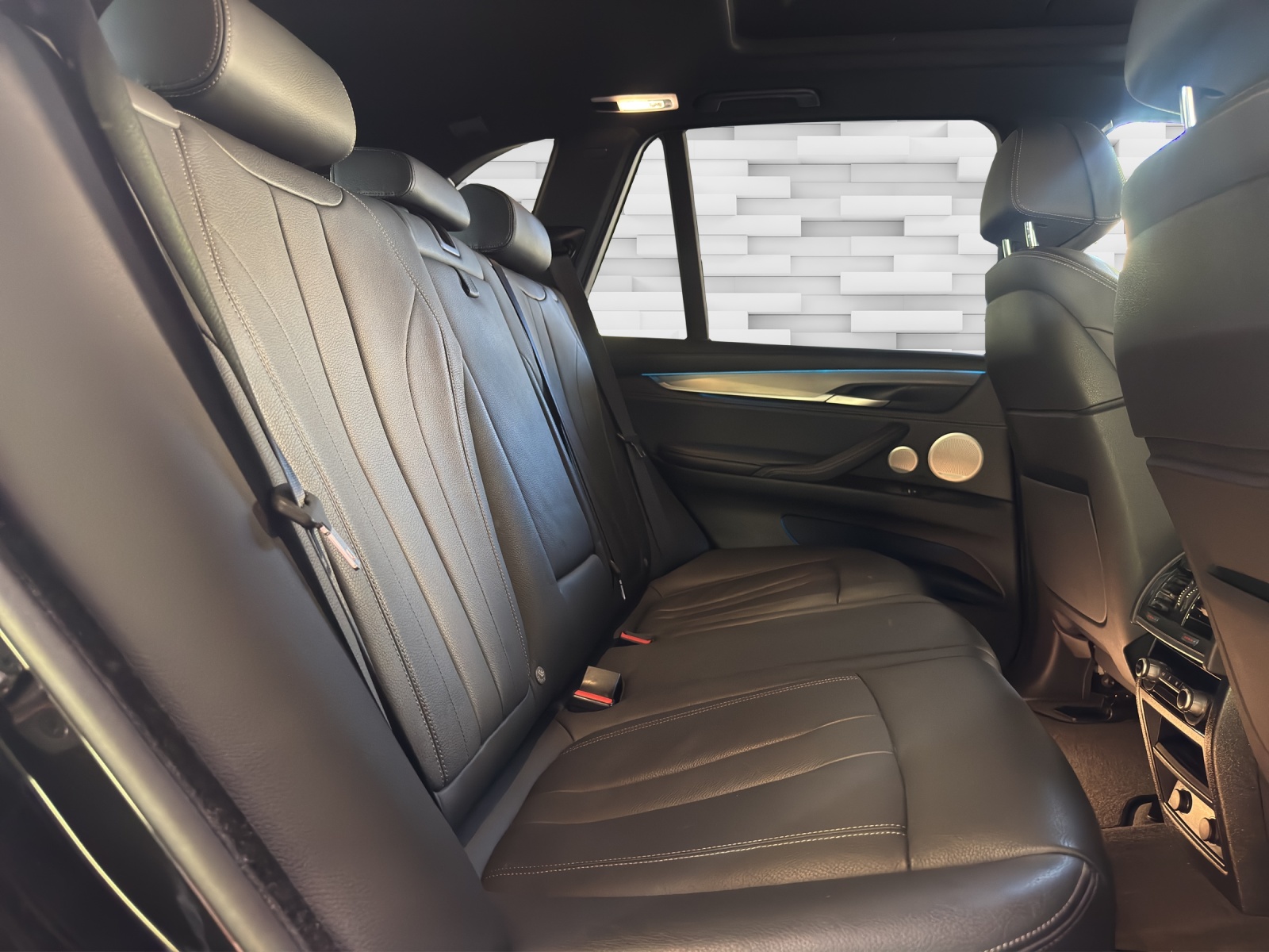 BMW X5 xDrive M50d Steptronic-image-9