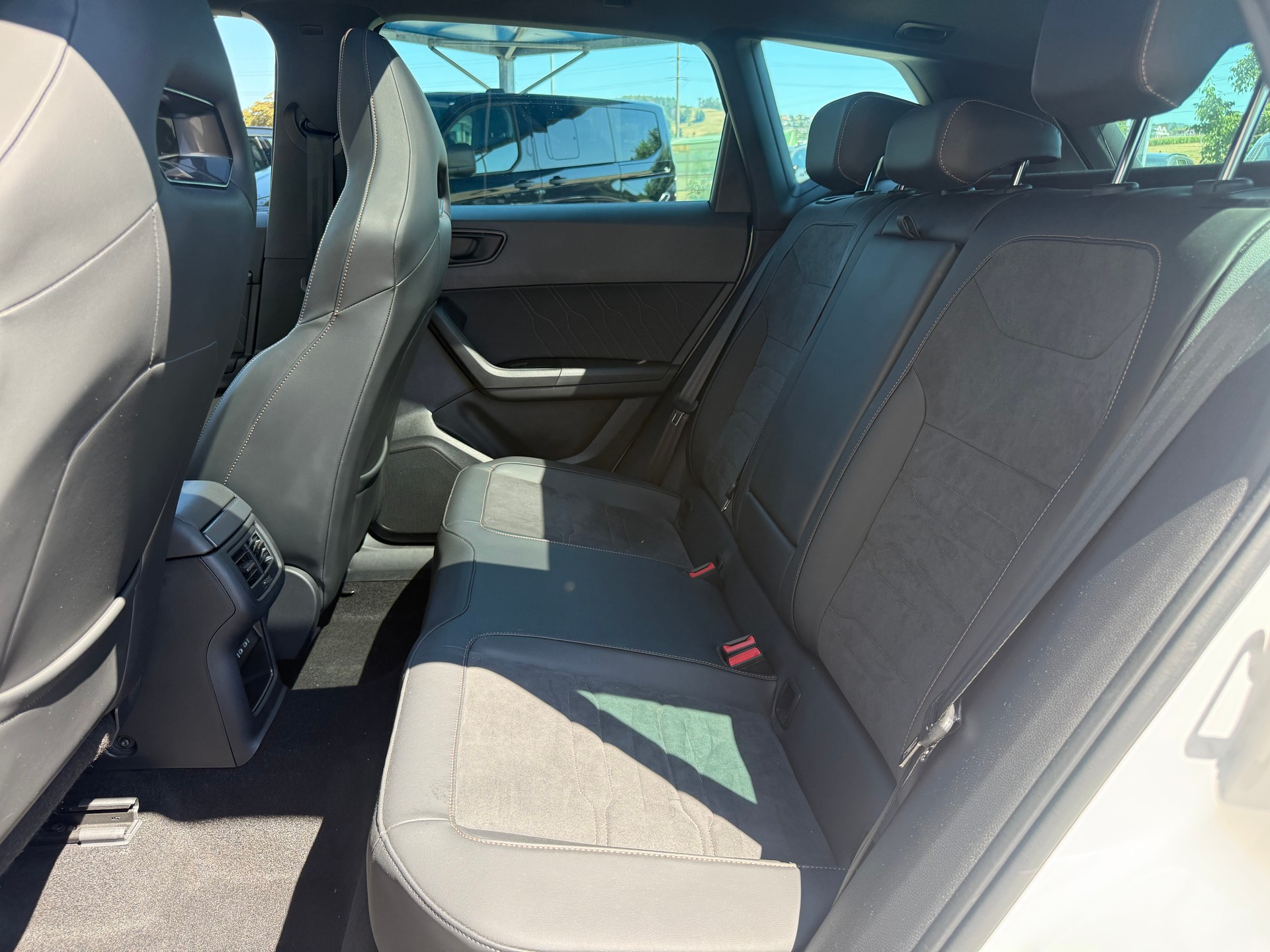 CUPRA Ateca 2.0 TSI VZ 4Drive DSG-image-10