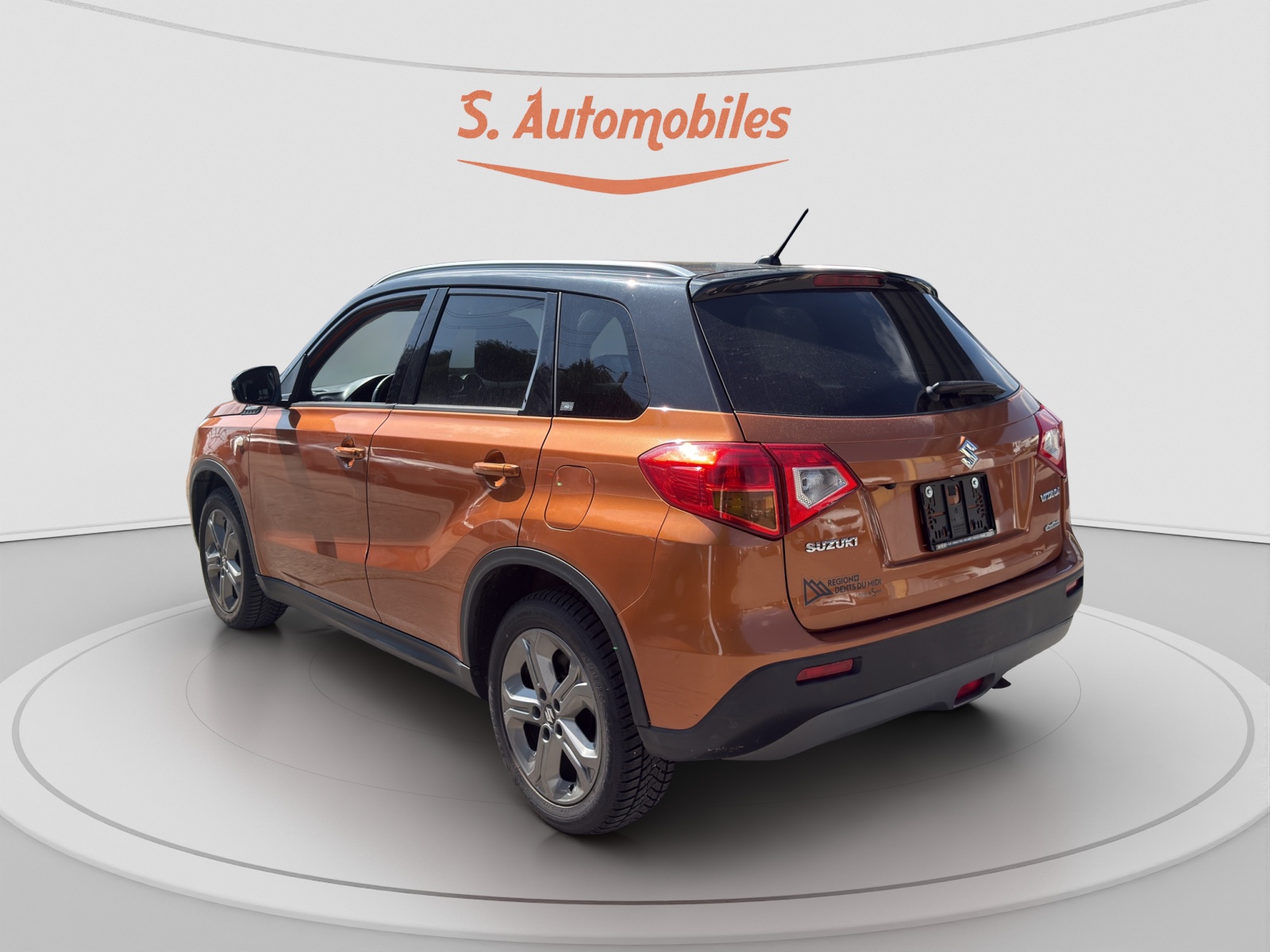 SUZUKI Vitara 1.6 Unico-image-3