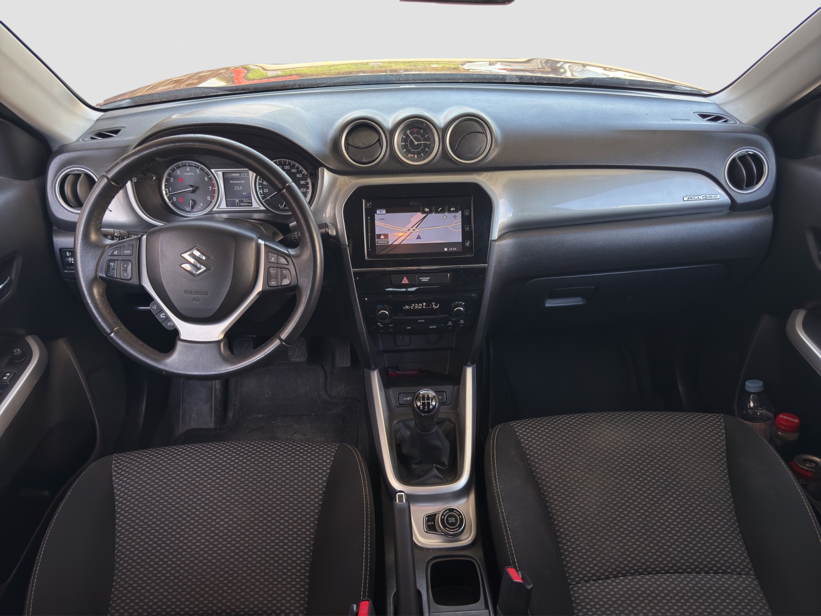 SUZUKI Vitara 1.6 Unico-image-10