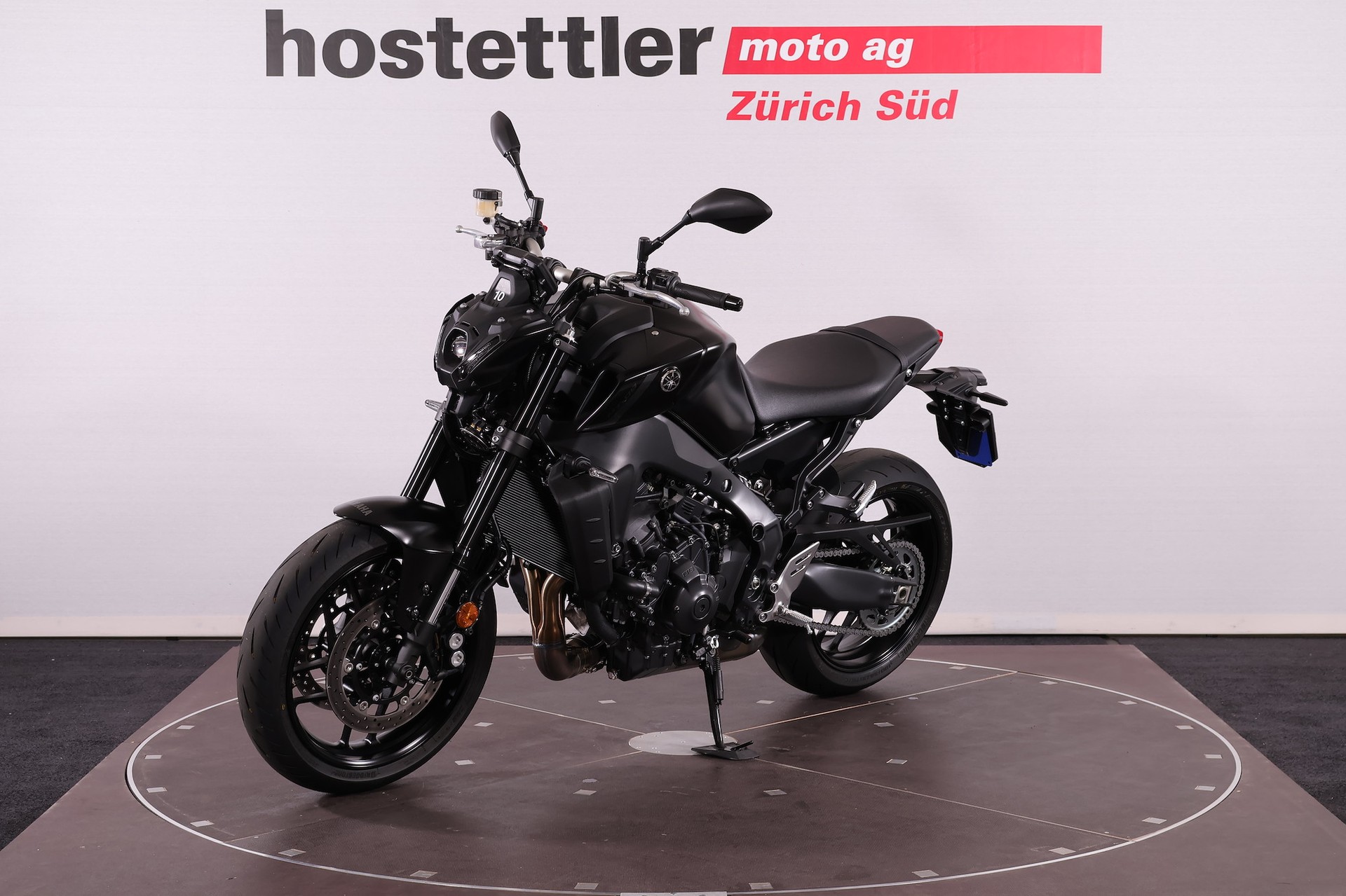 YAMAHA MT-09-showroom-element-2