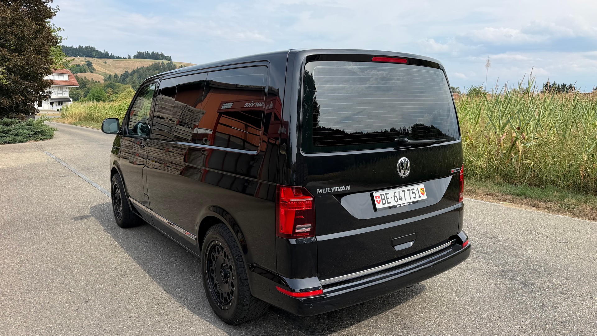VW 2.0 TDI 150 MULTIVAN 4m-image-3