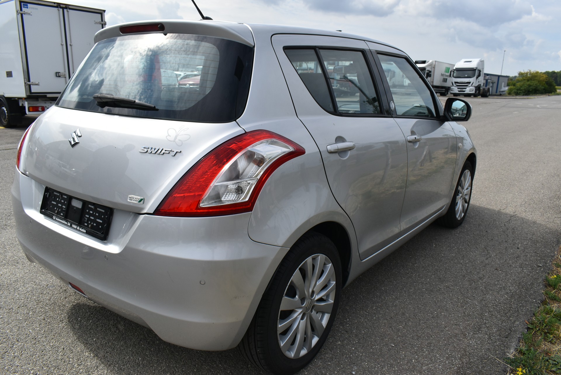 SUZUKI Swift 1.2i 16V GL Top-image-8