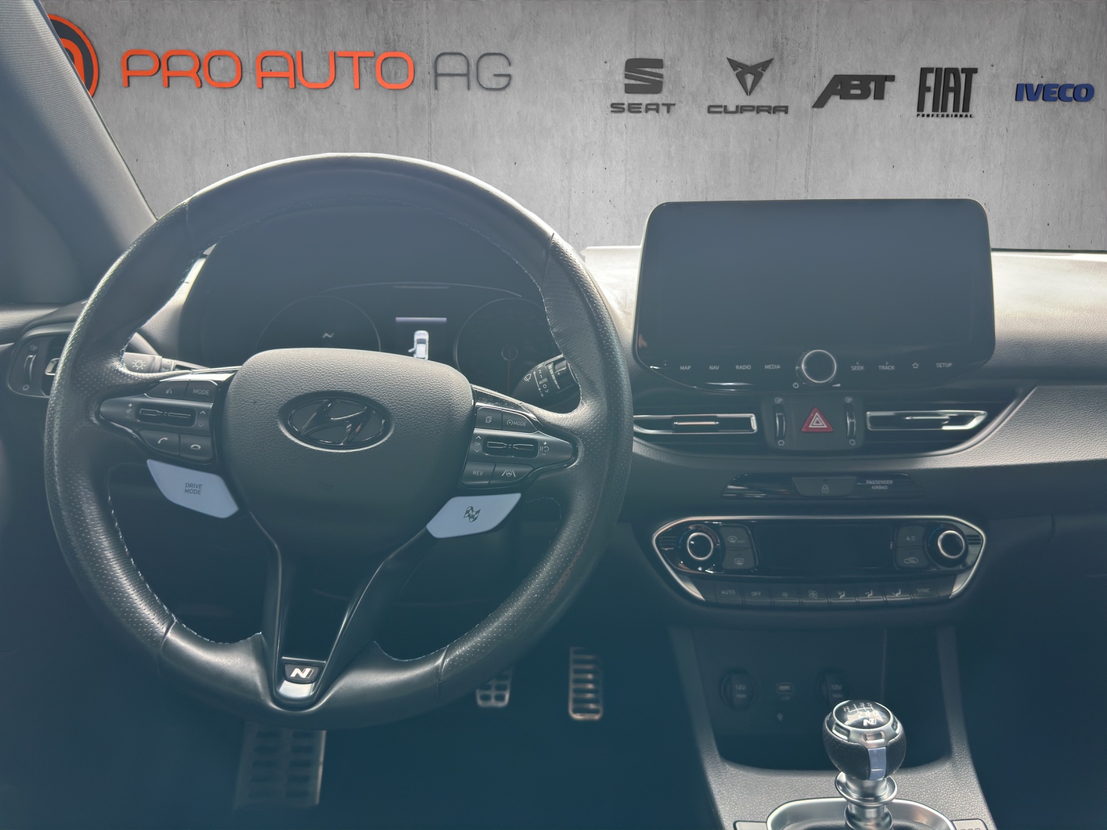 HYUNDAI i30 2.0 T-GDi N-image-9
