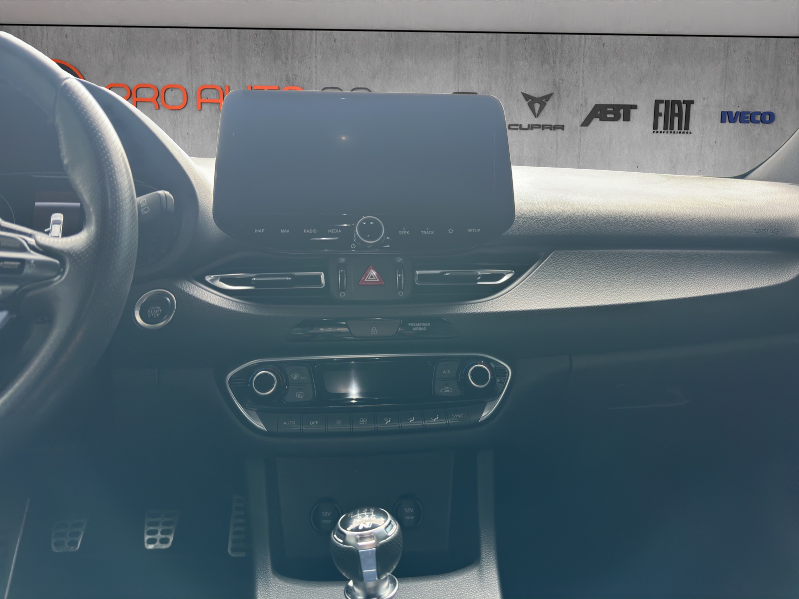 HYUNDAI i30 2.0 T-GDi N-image-14