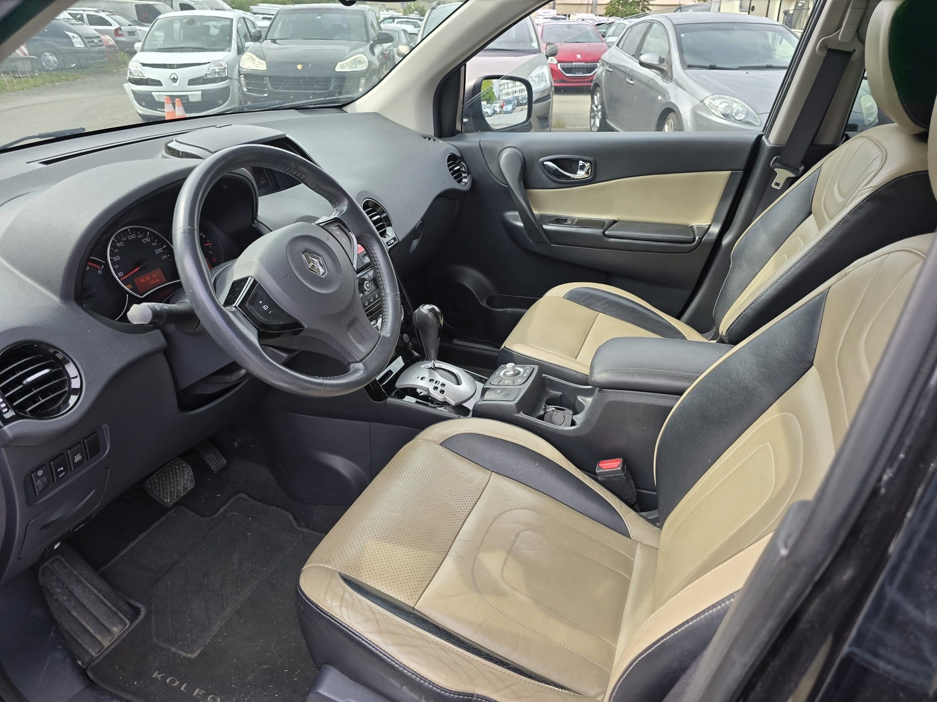 RENAULT Koleos 2.0 dCi Exception 4x4 Automatic-image-14