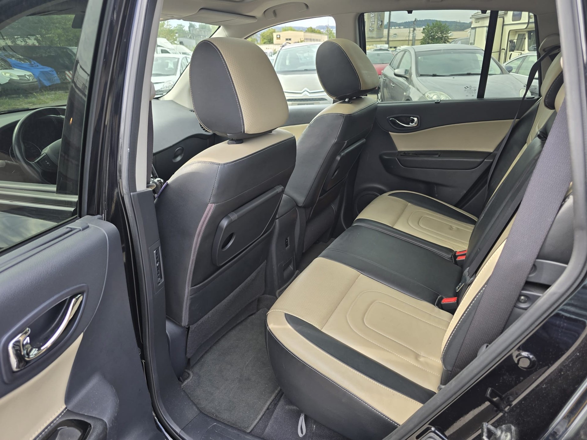 RENAULT Koleos 2.0 dCi Exception 4x4 Automatic-image-8