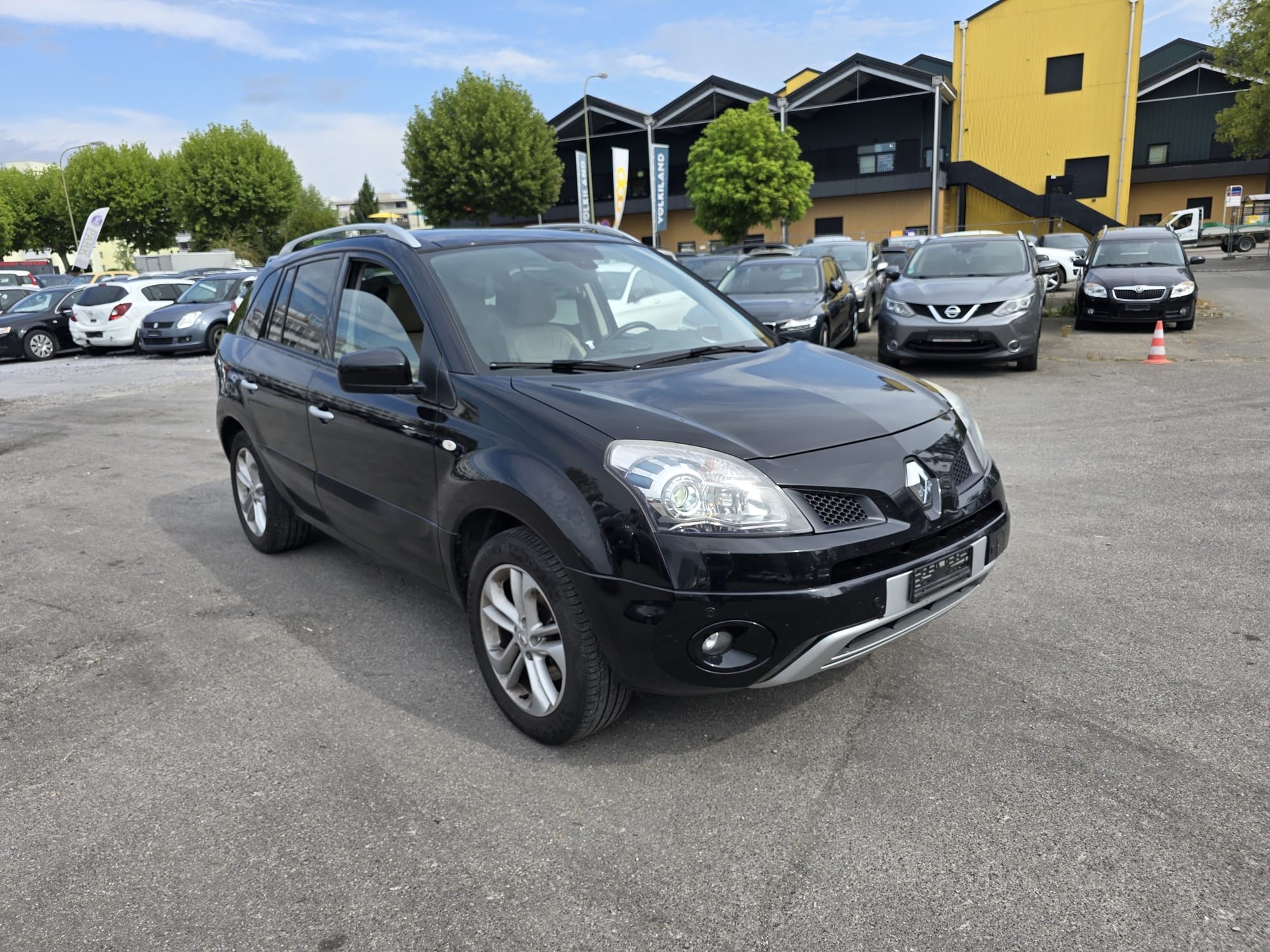 RENAULT Koleos 2.0 dCi Exception 4x4 Automatic-image-1