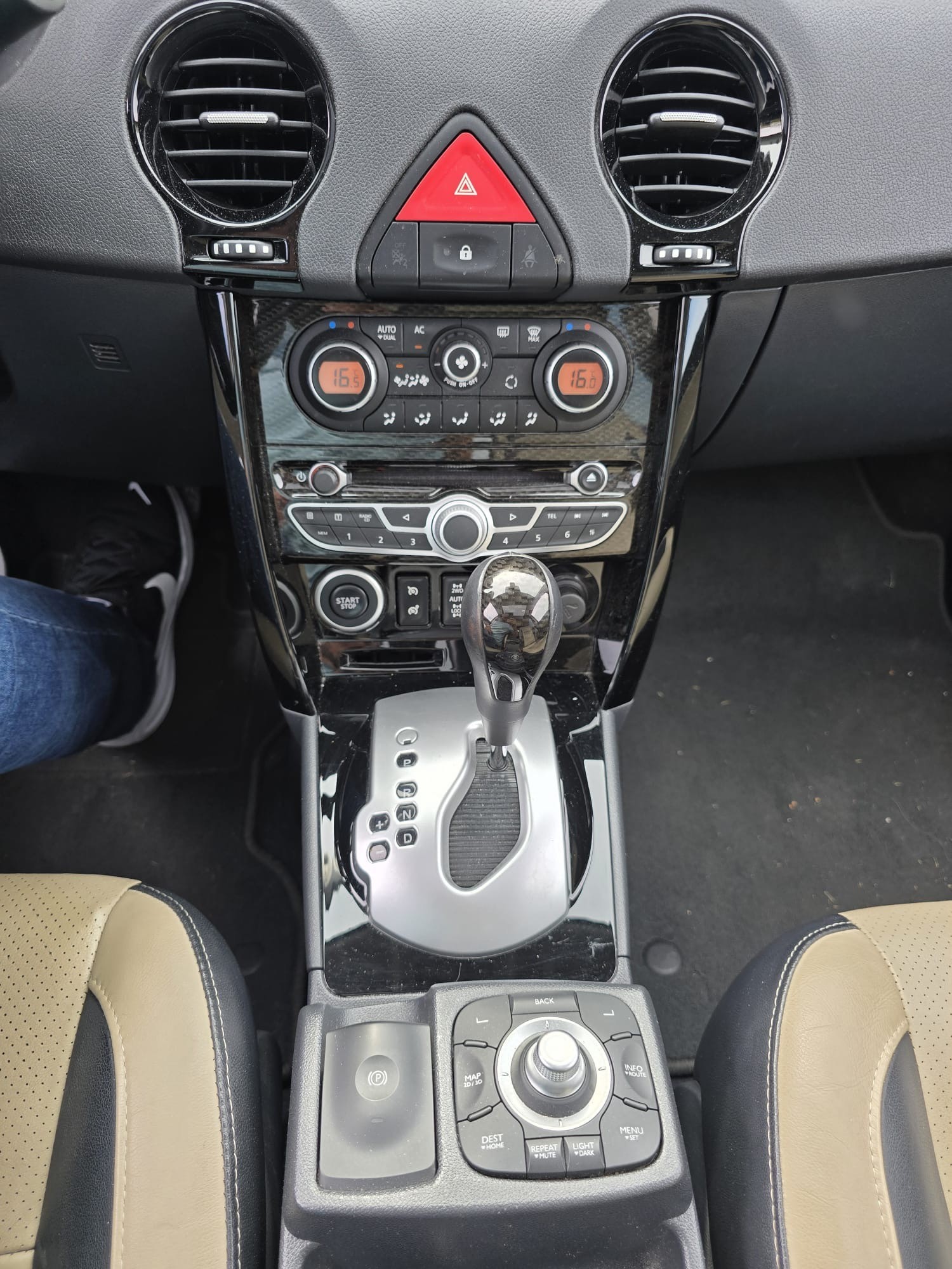 RENAULT Koleos 2.0 dCi Exception 4x4 Automatic-image-13