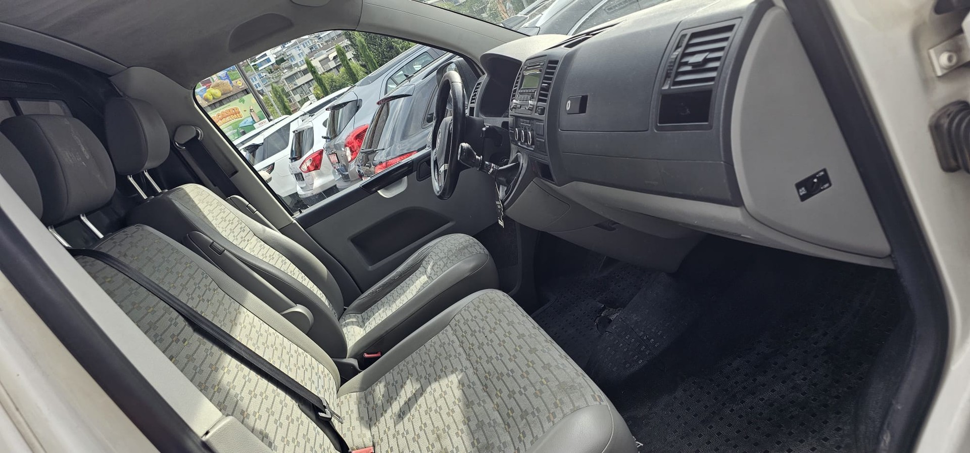 VW T5 2.0 Bi-TDI 4Motion-image-10