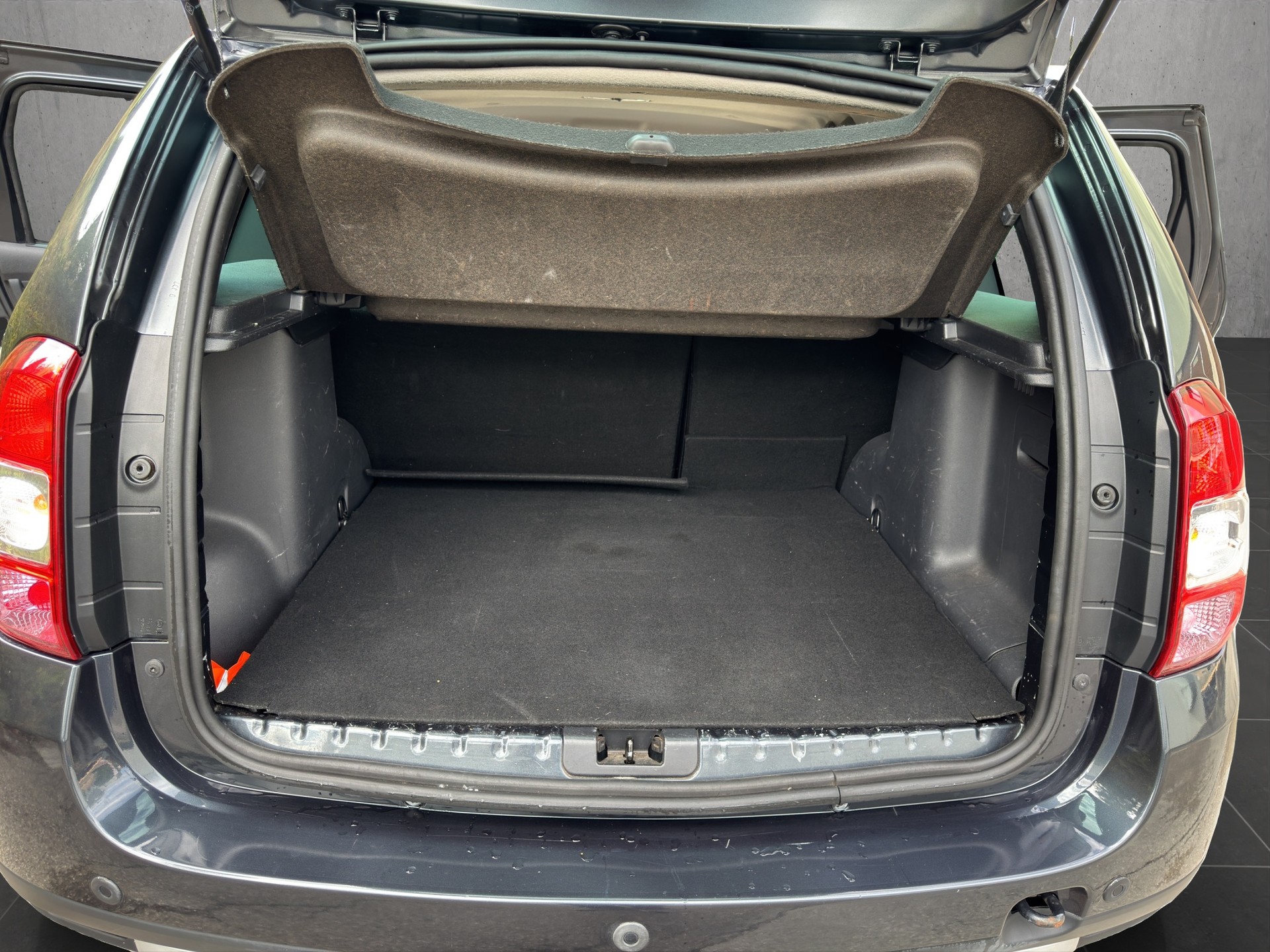 DACIA Duster 1.5 dCi Ambiance 4x4-image-13