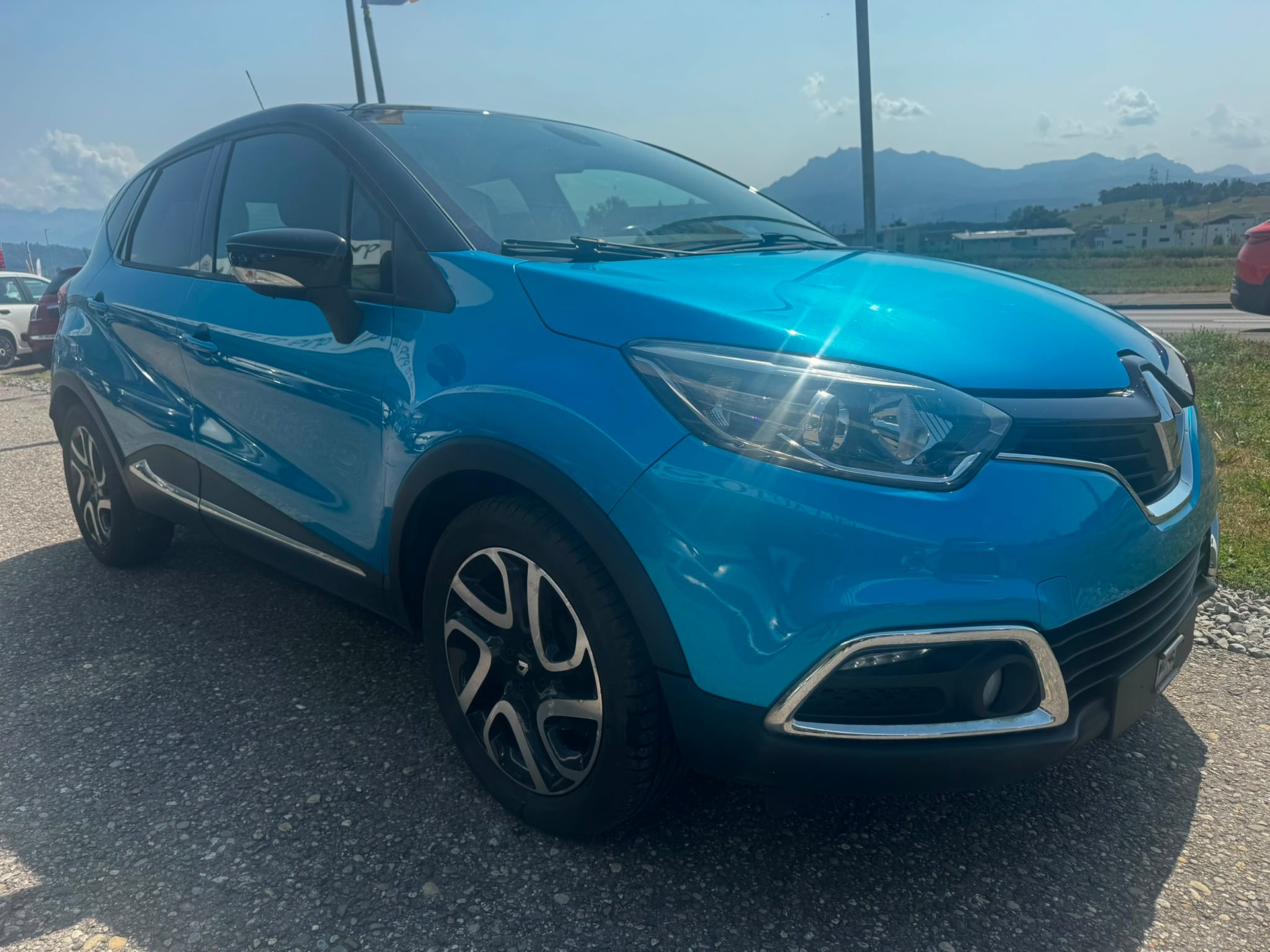 RENAULT Captur 1.5 dCi Privilège EDC-image-2