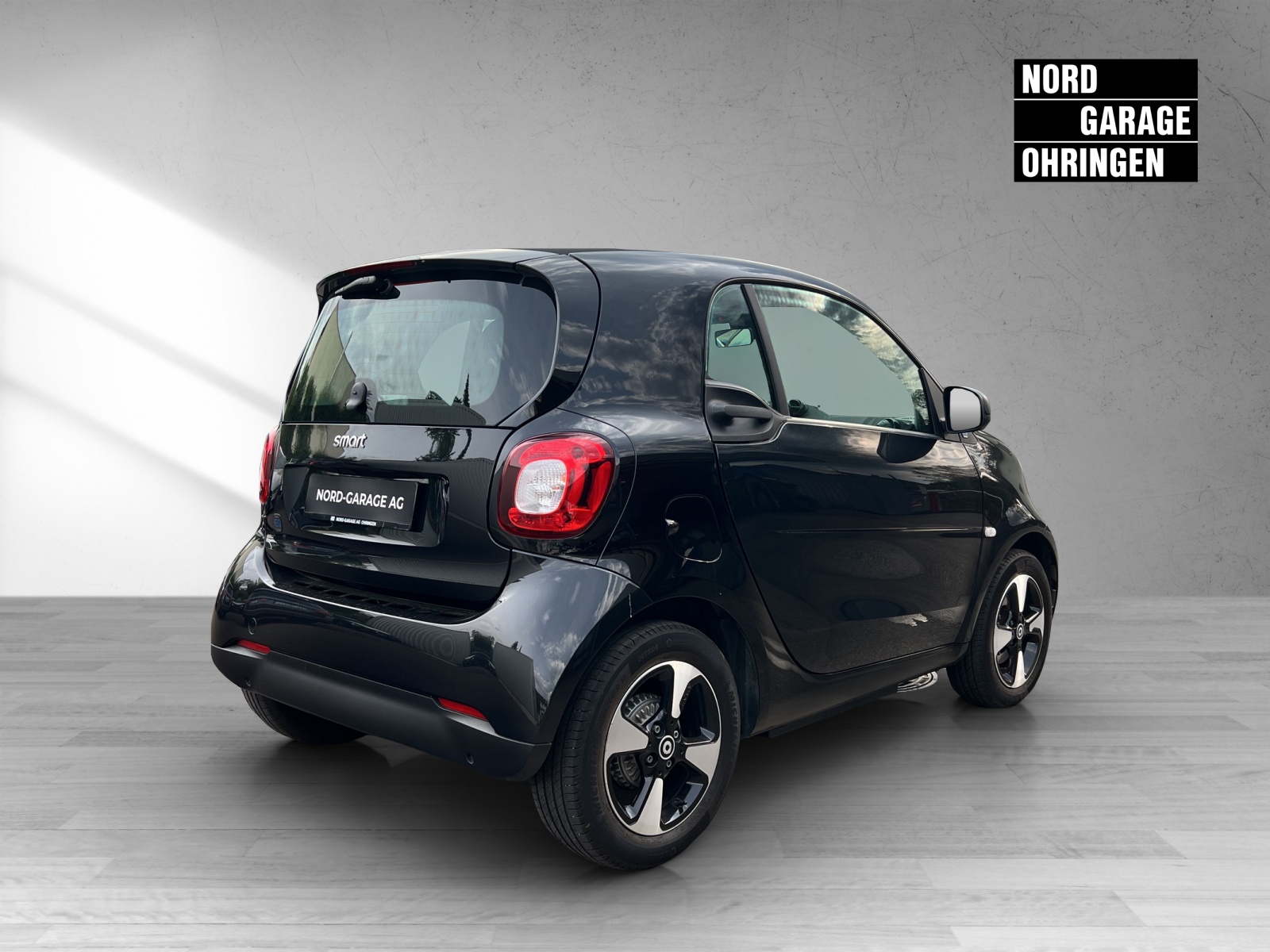 SMART fortwo EQ passion-image-4