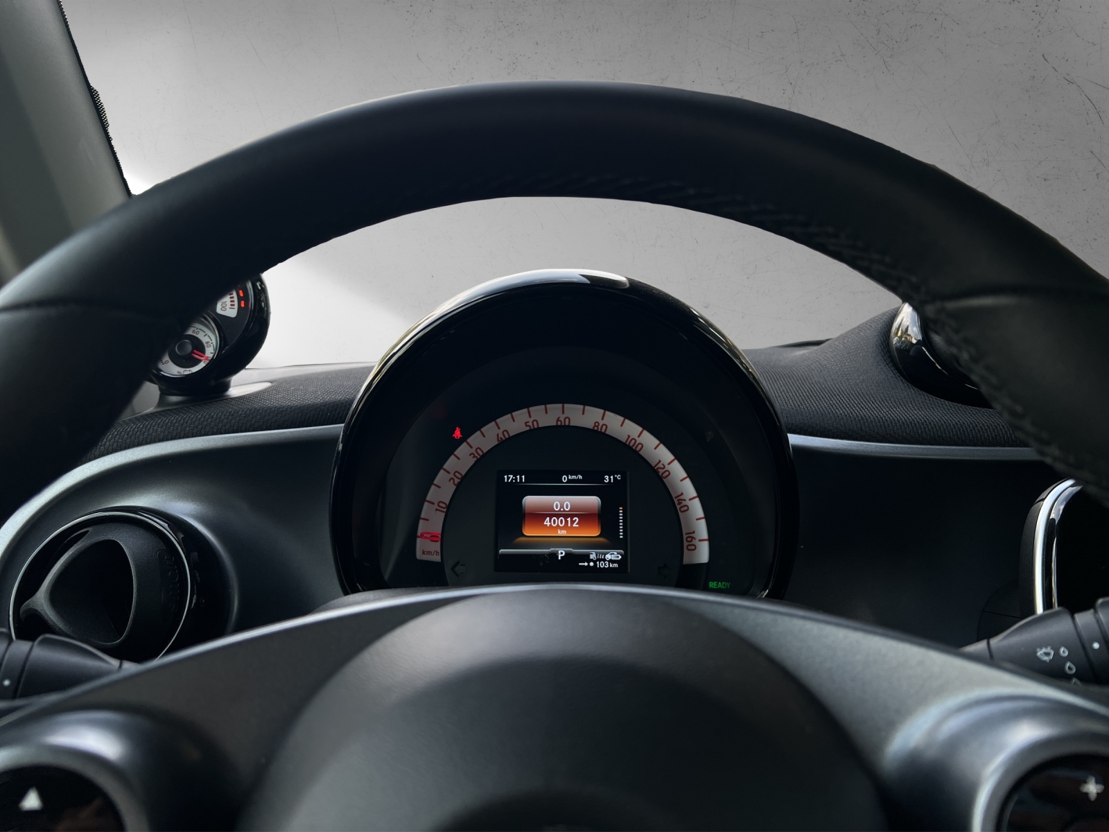 SMART fortwo EQ passion-image-9