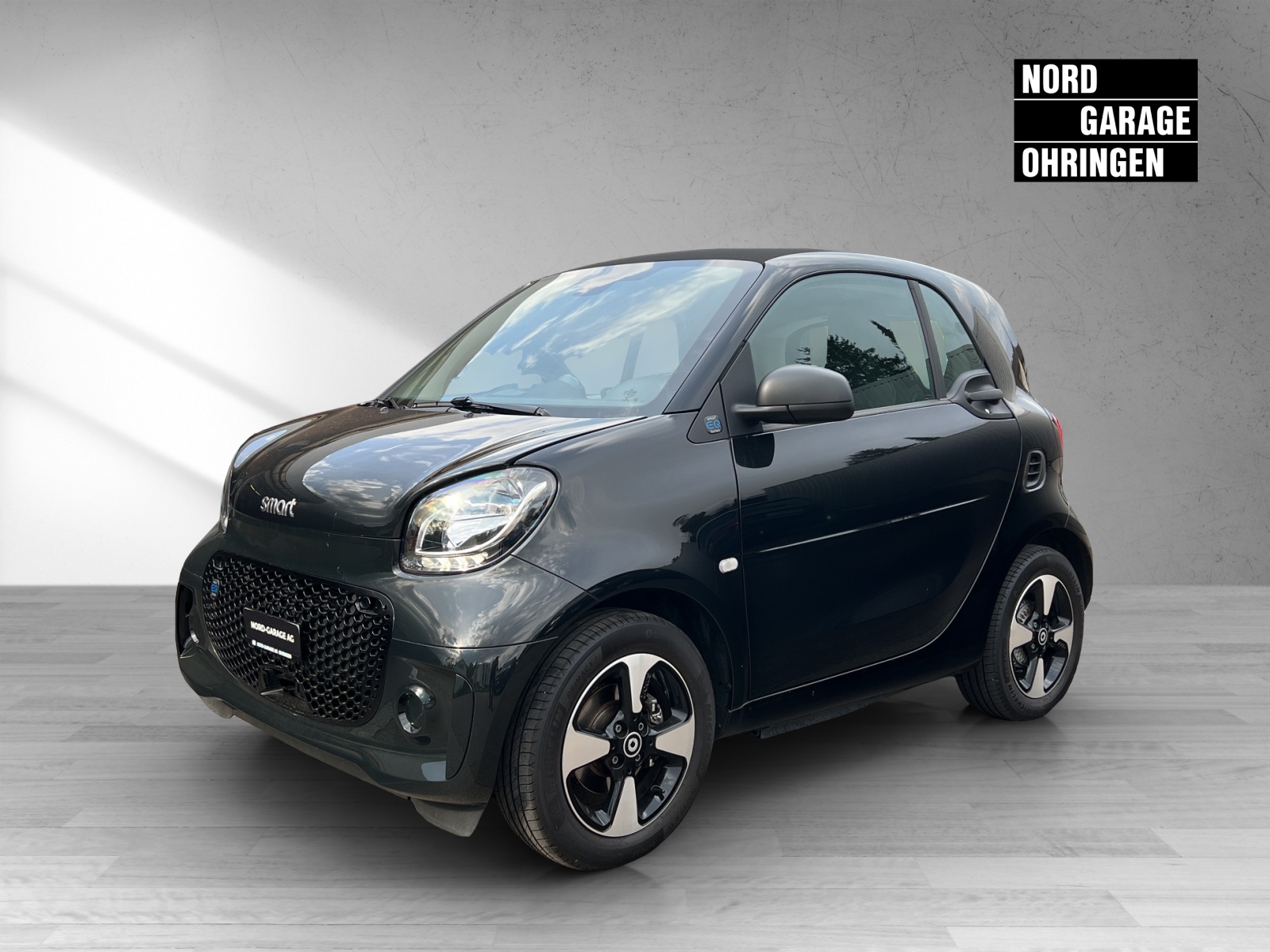 SMART fortwo EQ passion-image-0