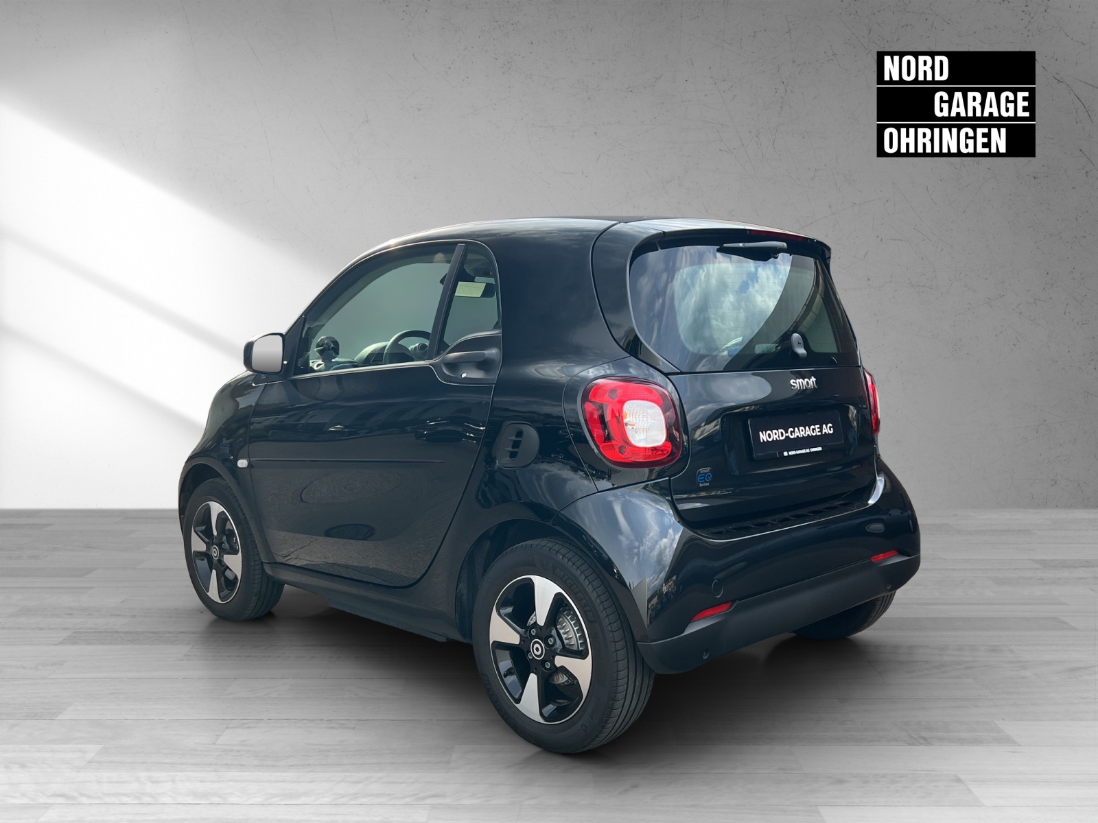 SMART fortwo EQ passion-image-2