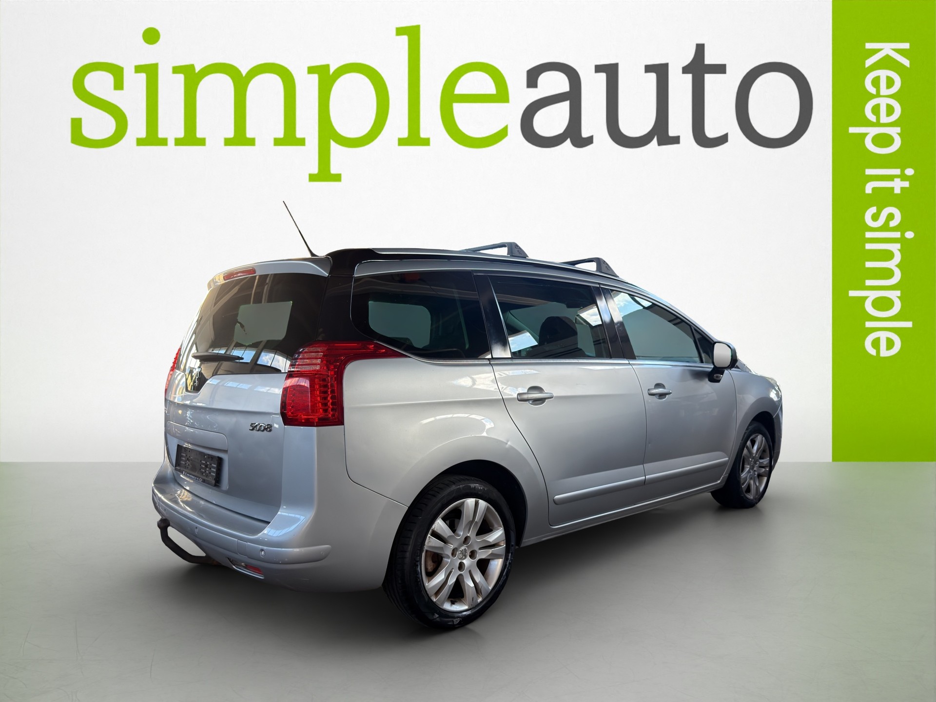 PEUGEOT 5008 2.0 HDI Sport Pack Automatic-image-3