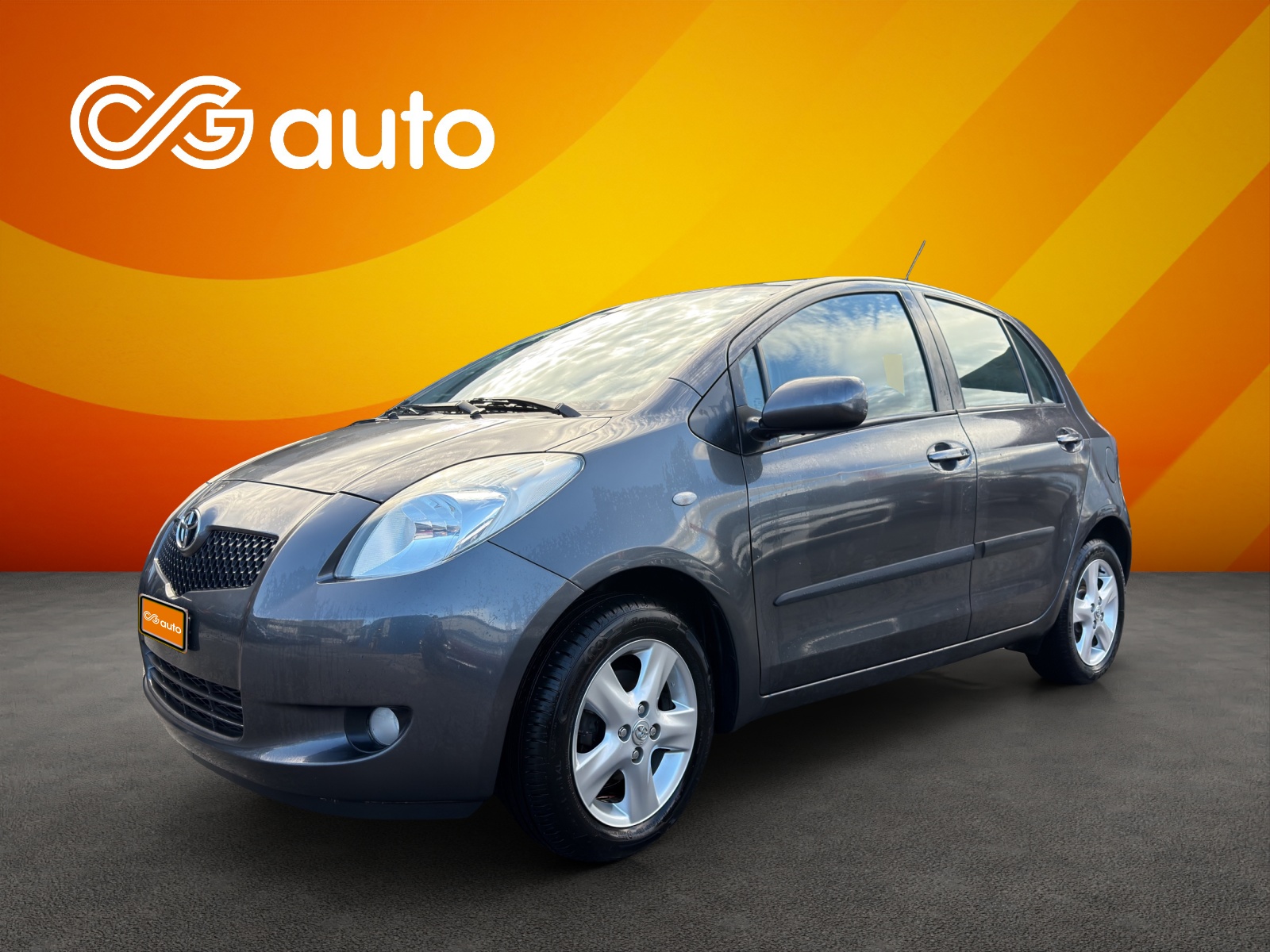 TOYOTA Yaris 1.3 Chic-image-0