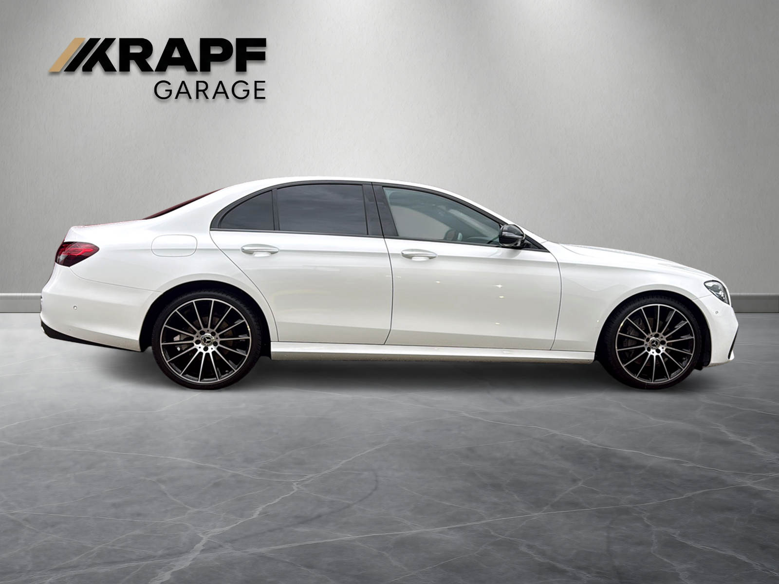 MERCEDES-BENZ E 220 d 4Matic Swiss Star 9G-Tronic-image-5