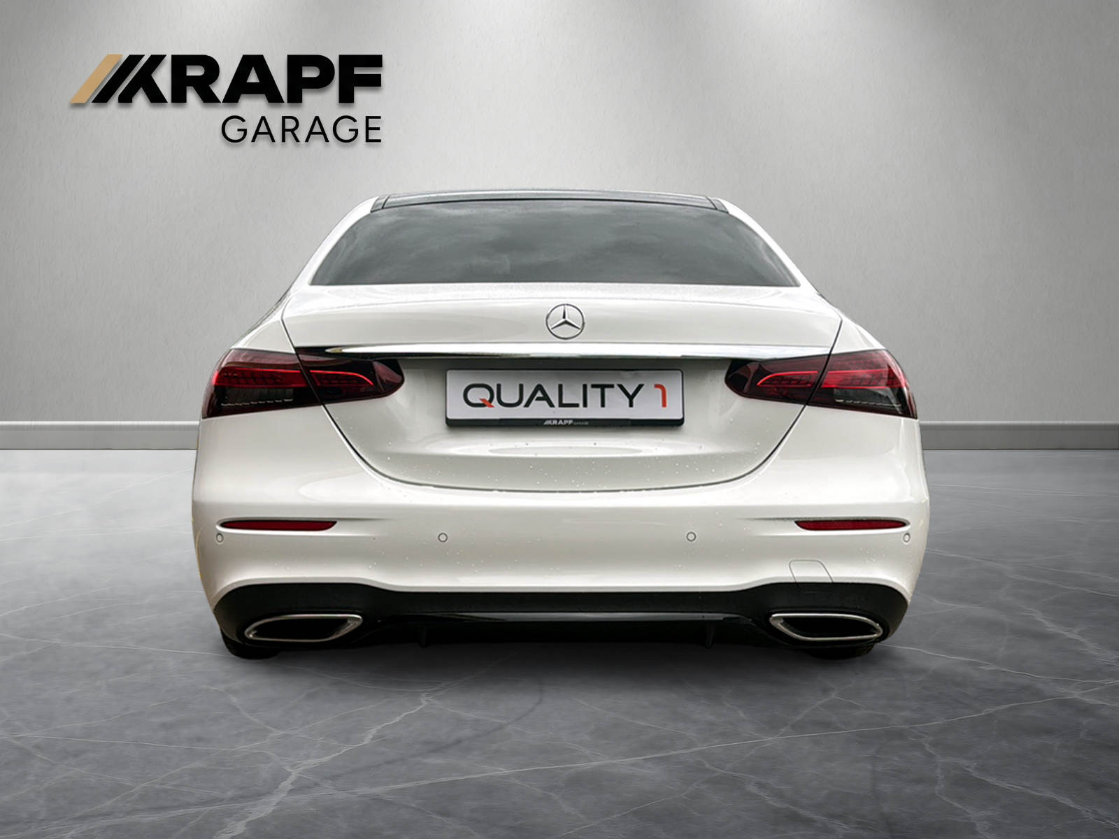 MERCEDES-BENZ E 220 d 4Matic Swiss Star 9G-Tronic-showroom-element-3