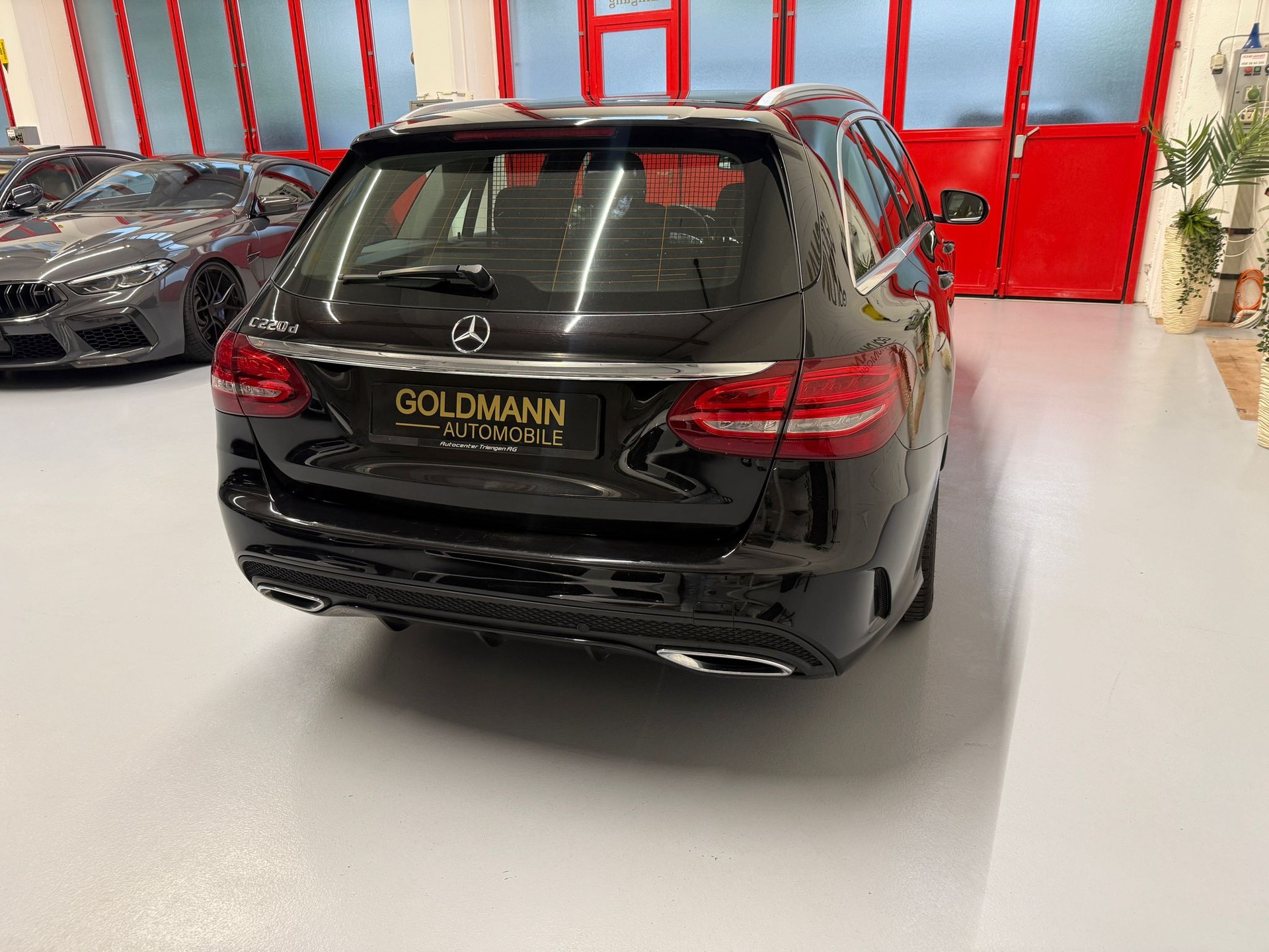 MERCEDES-BENZ C 220 d AMG Line 9G-Tronic-image-5