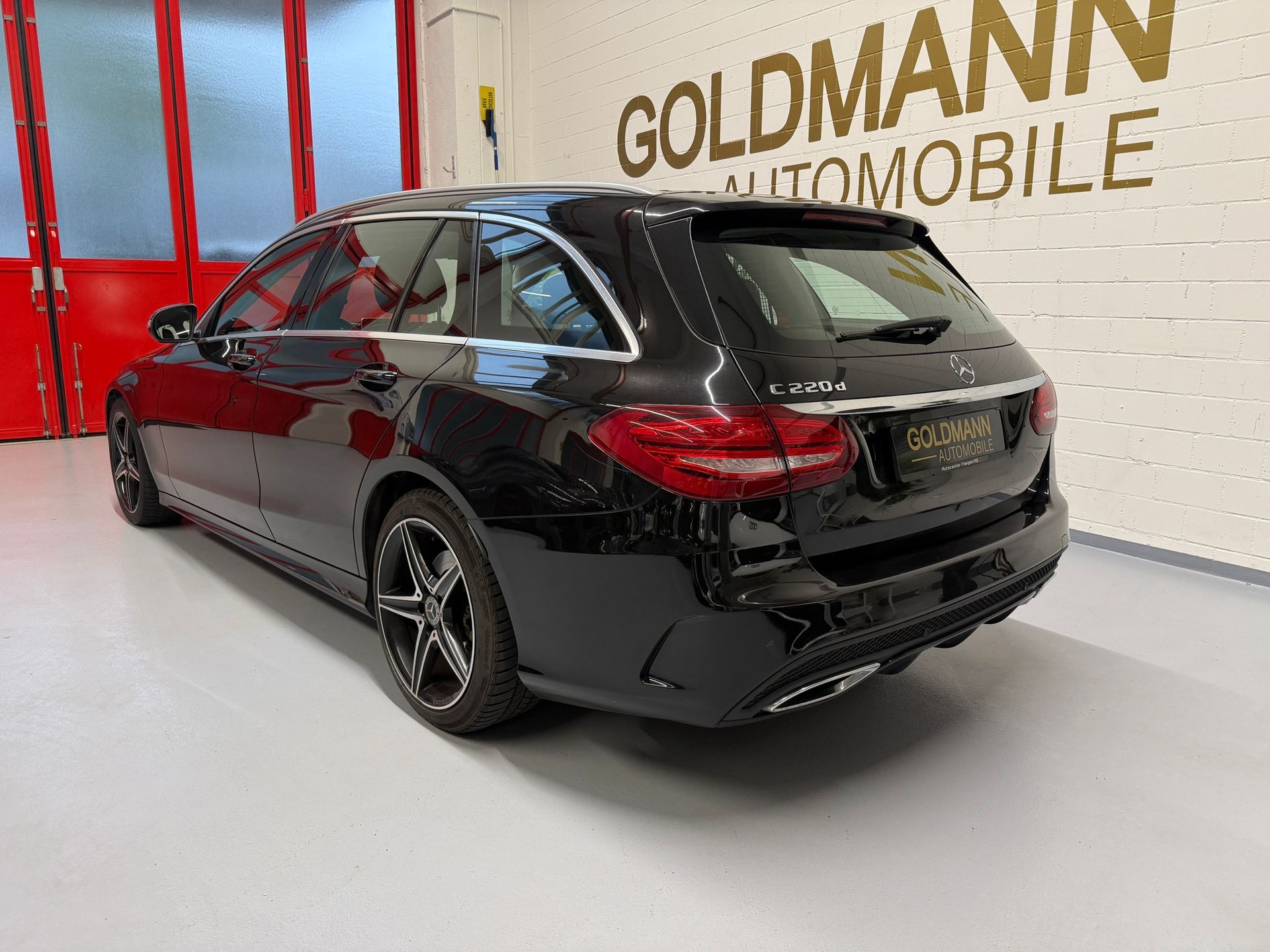 MERCEDES-BENZ C 220 d AMG Line 9G-Tronic-image-3